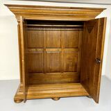 Frankfurt solid wood wardrobe geometric shape vintage wardrobe