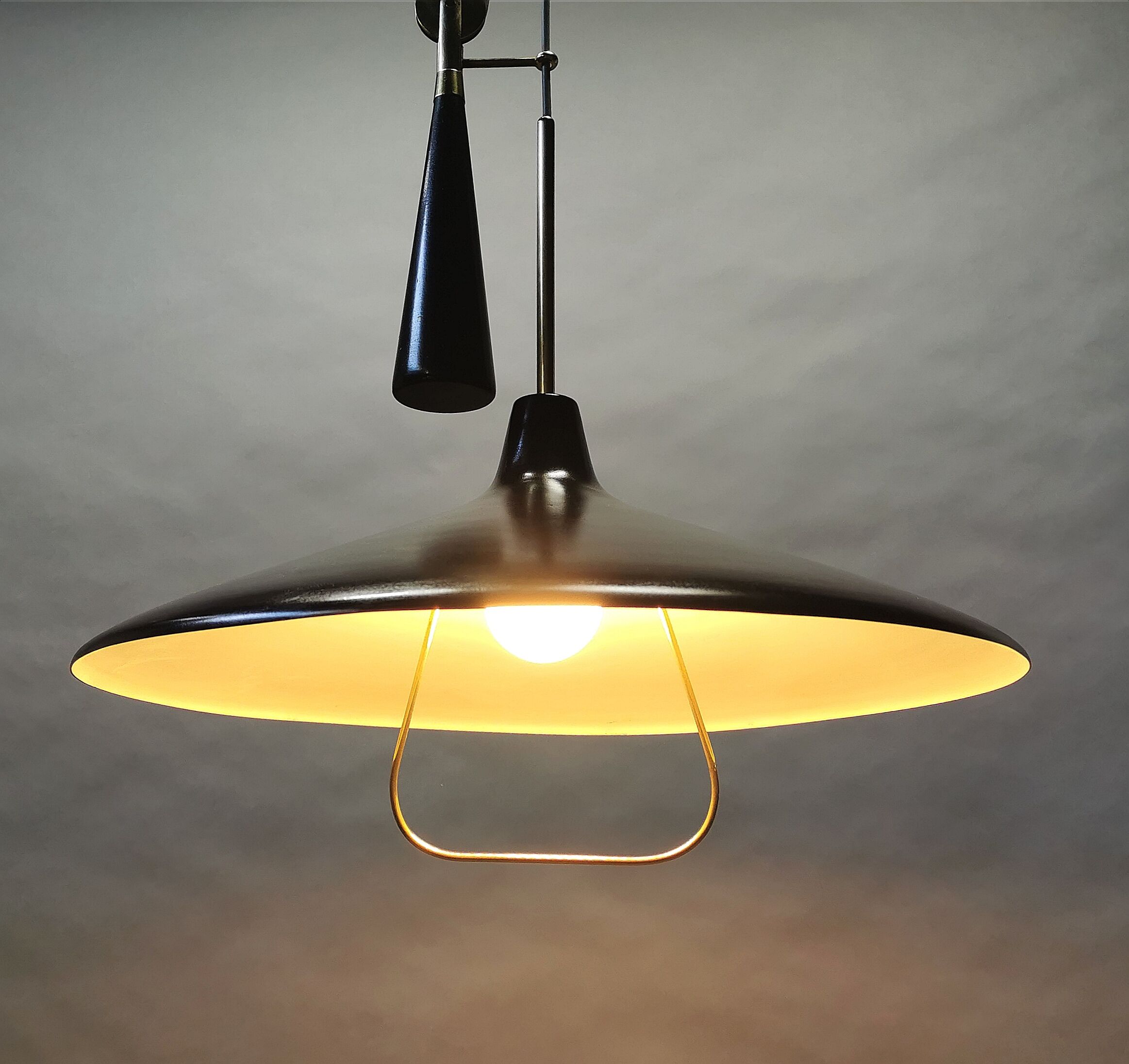 Angelo Lelli pendant lamp 12126 for Arredoluce 1947