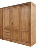 Dressing en bois massif sablé, grande armoire