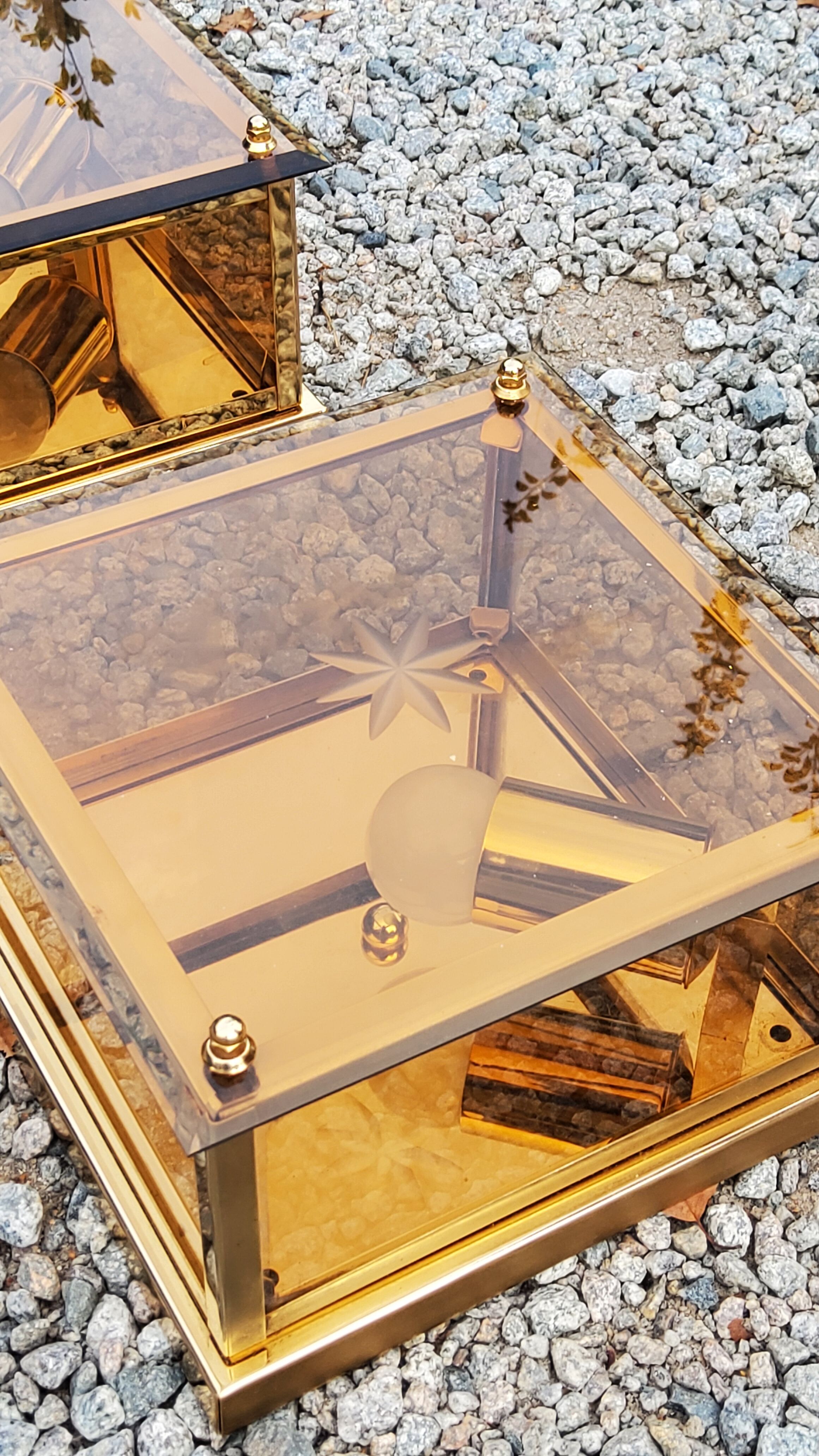 Pair of wall lamps in smoked glass and gilded metal from the 70s/80s