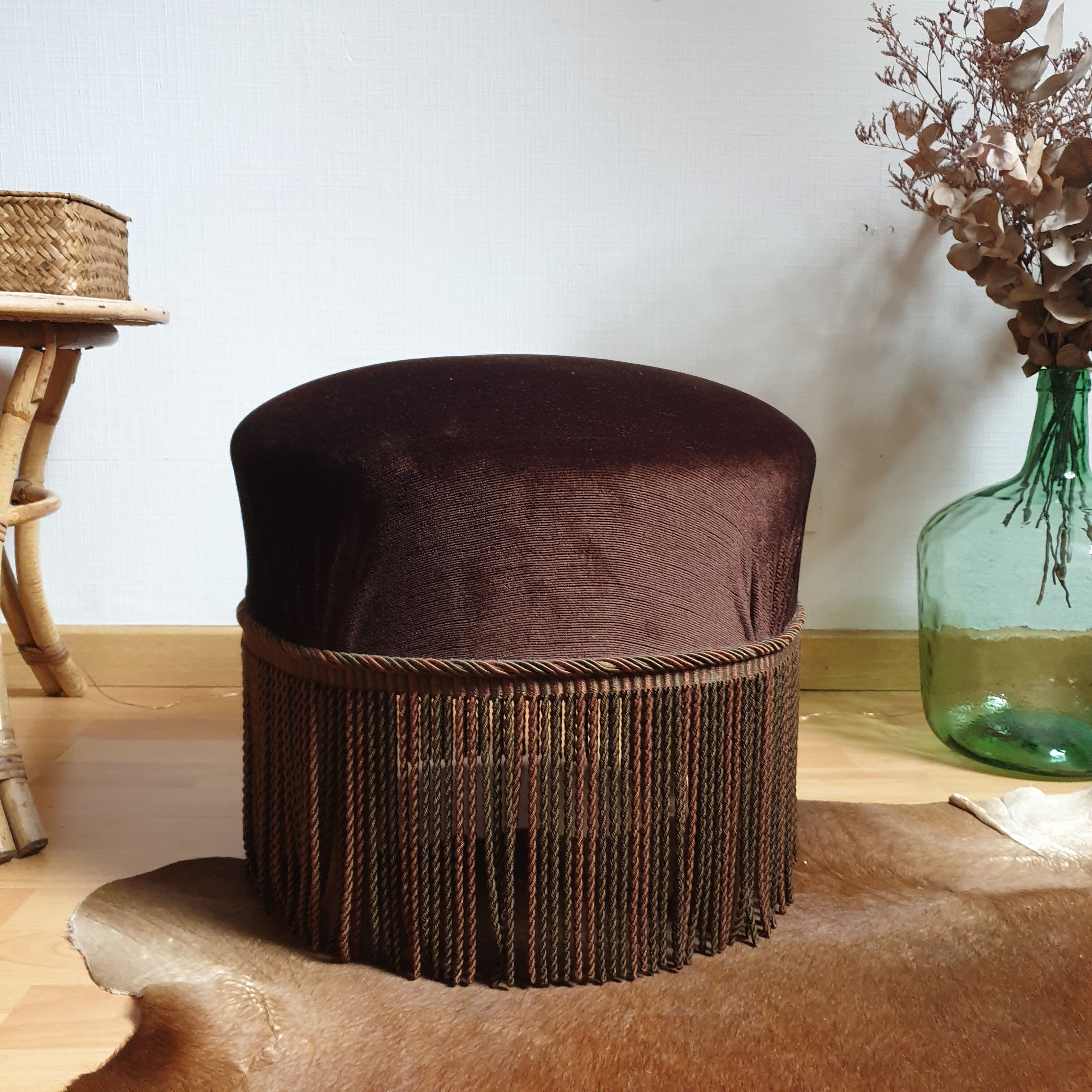 Pouf velours vintage à franges