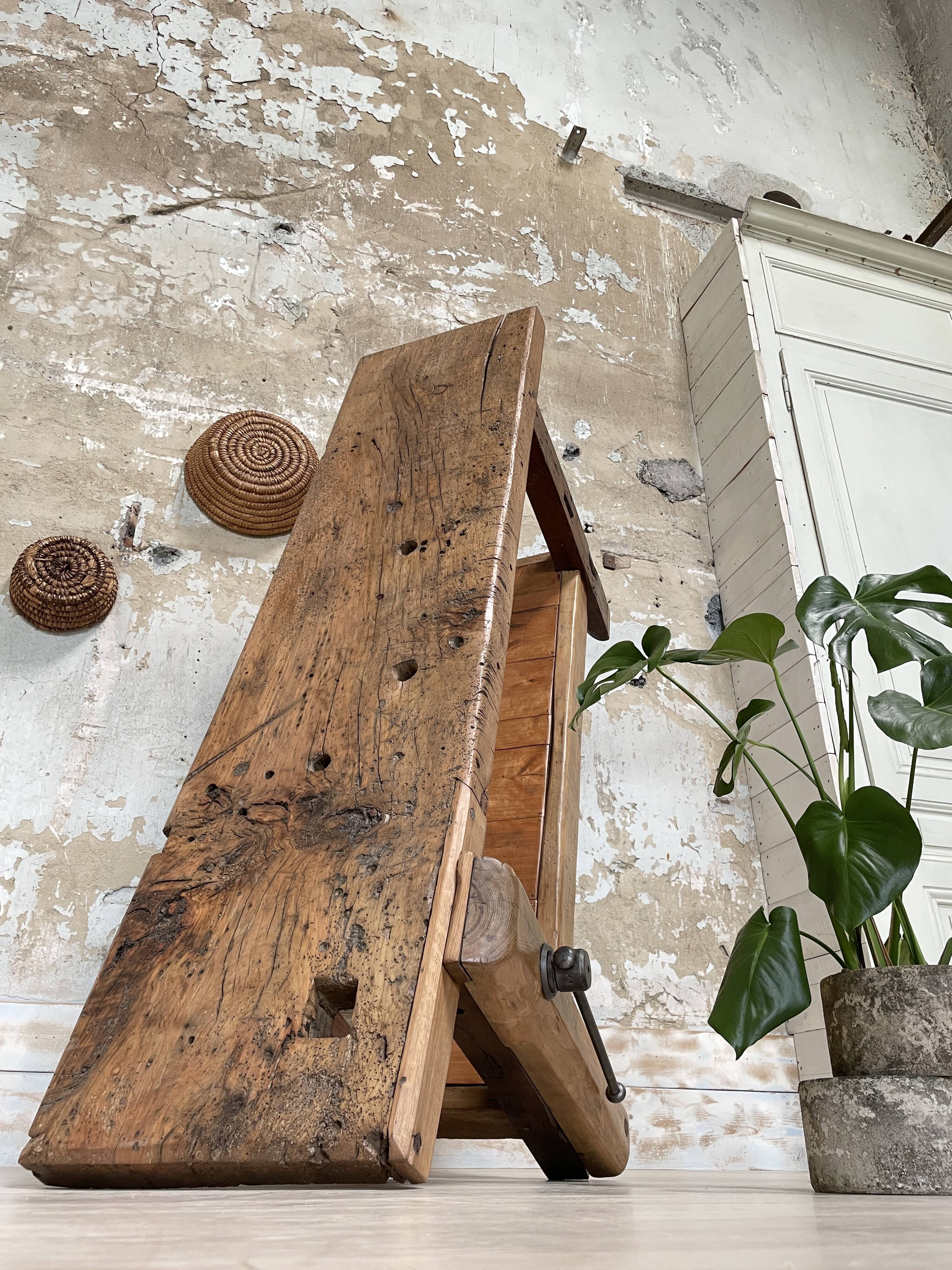 Solid wood carpenter's workbench