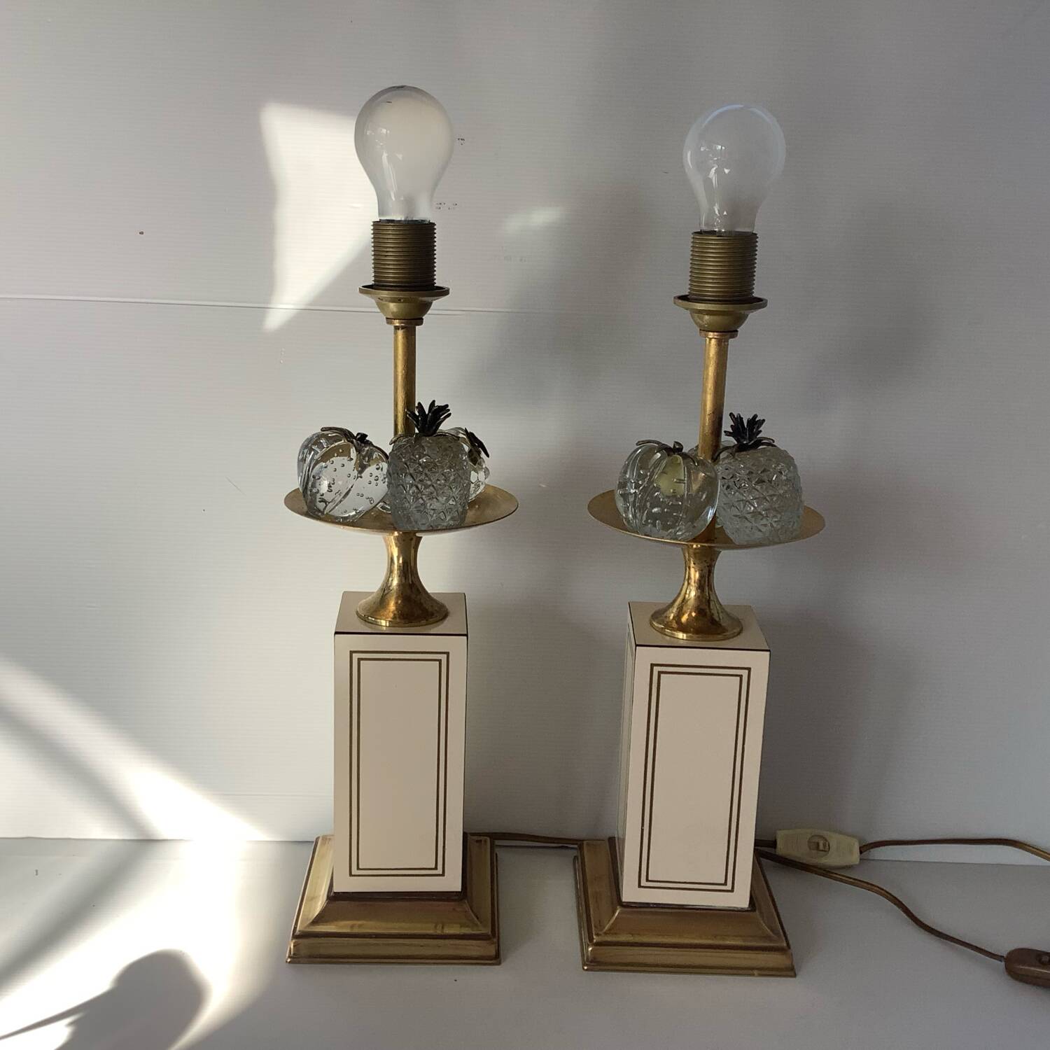 Le Dauphin Pair of Frugiere Lamps 1960-1970 Fruit Crystal Hollywood Re