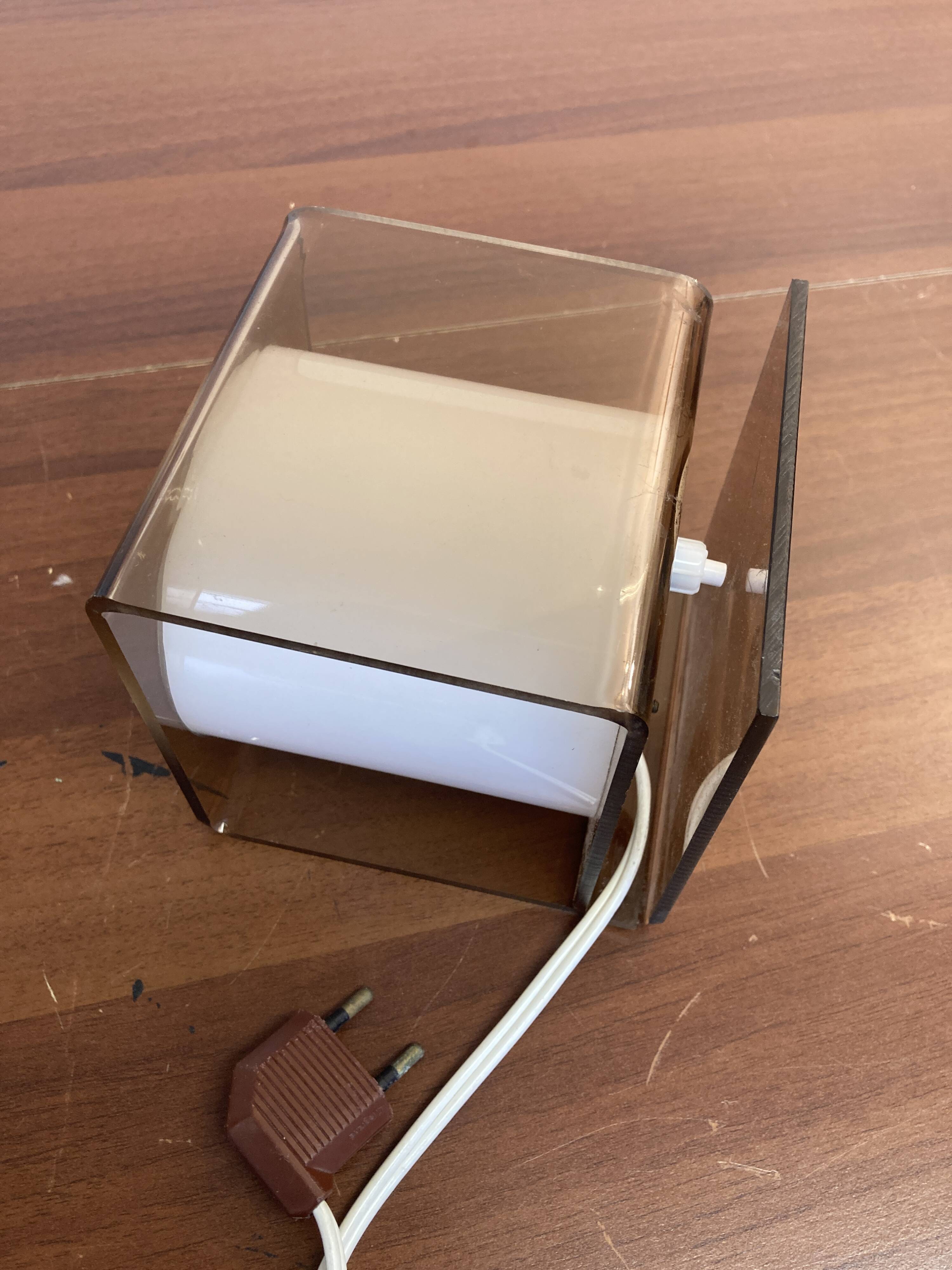 Cube table lamp in smoked plexiglass 70s