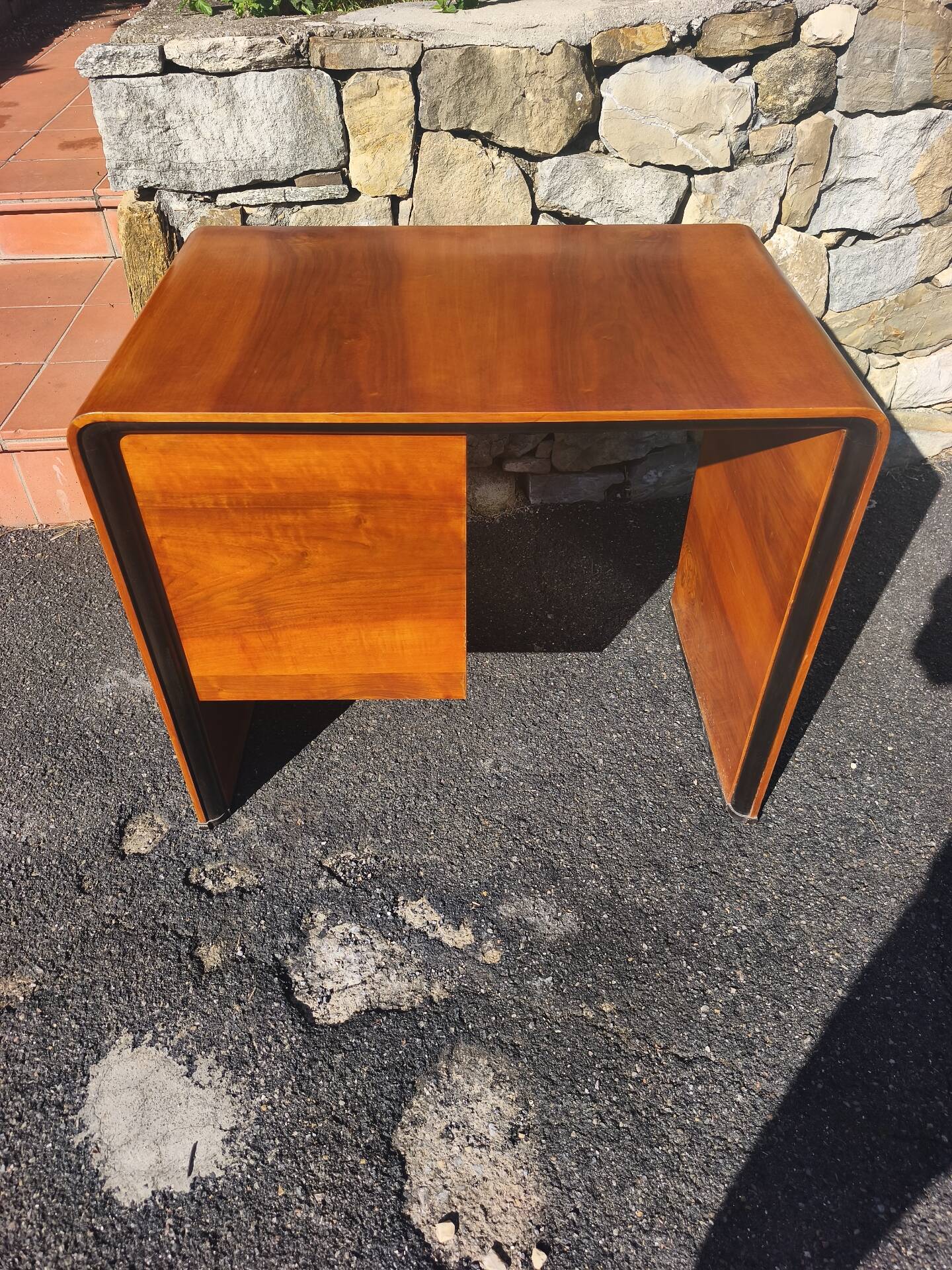 Italian walnut writing desk.attrib Guglielmo Ulrich