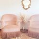 Duo de fauteuils crapauds rose poudré