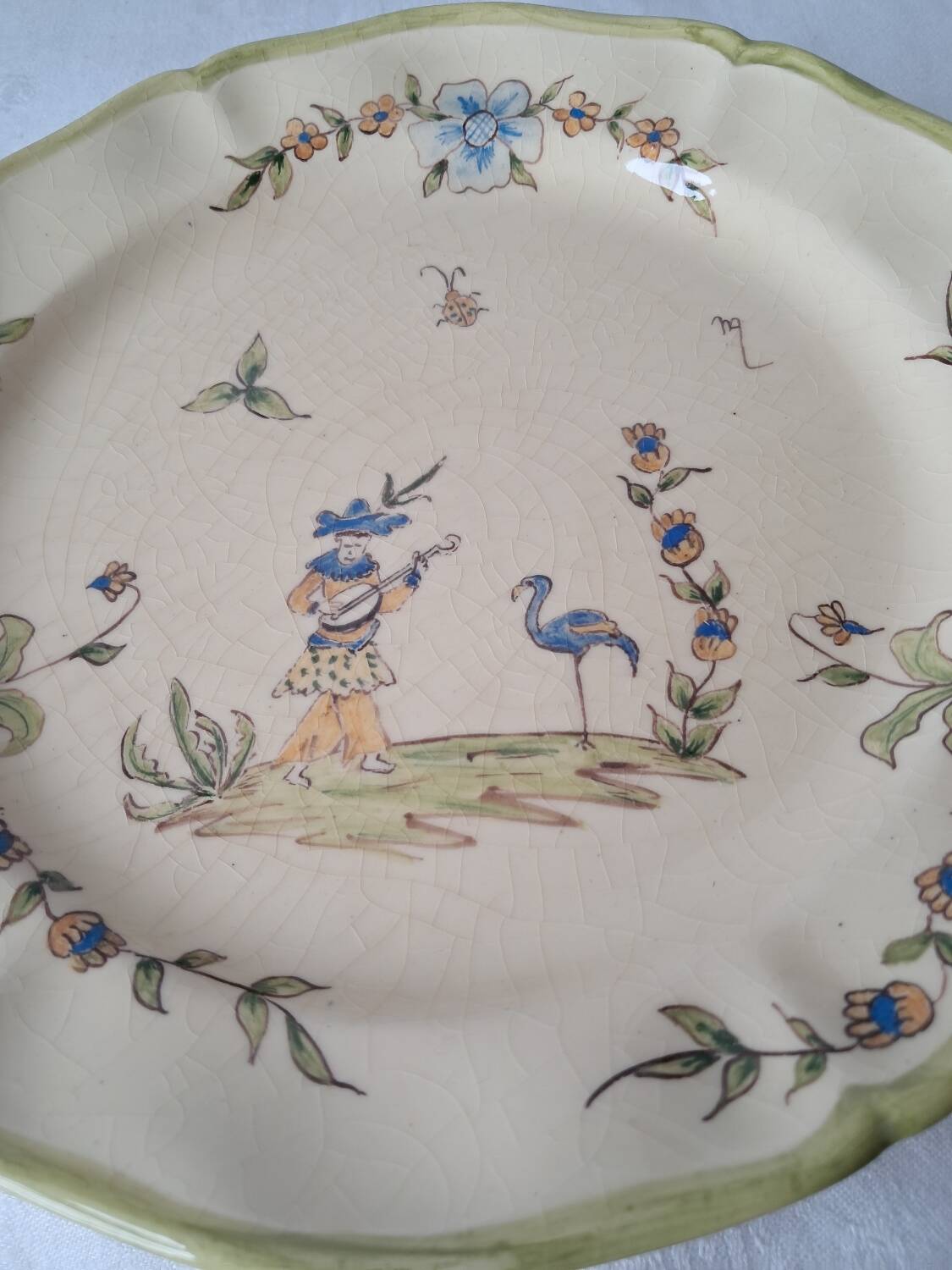 6 dinner plates with Moustiers de Longchamp decor. 1985