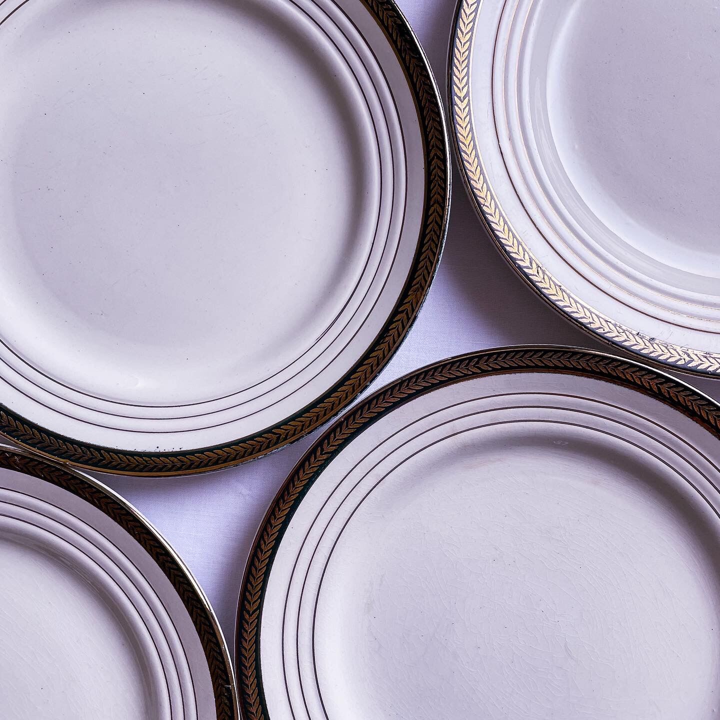 5 flat plates St-Amand