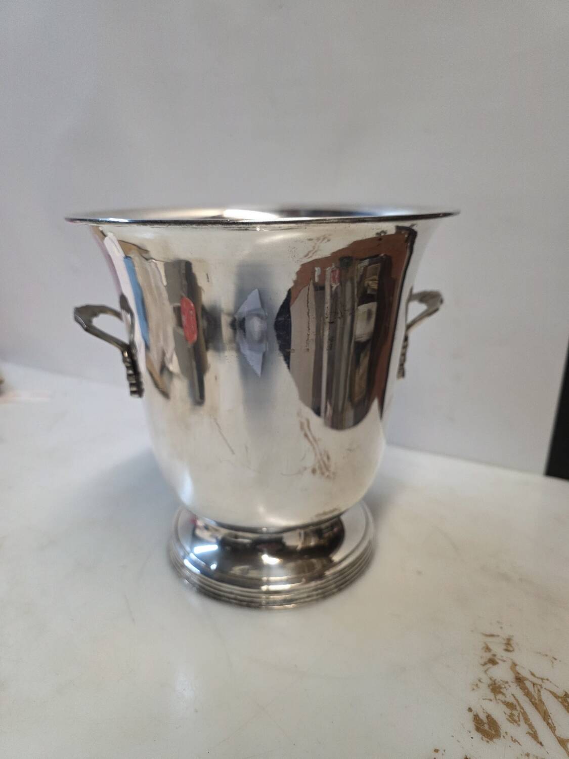 Silver-plated champagne bucket from the mid-20th century.