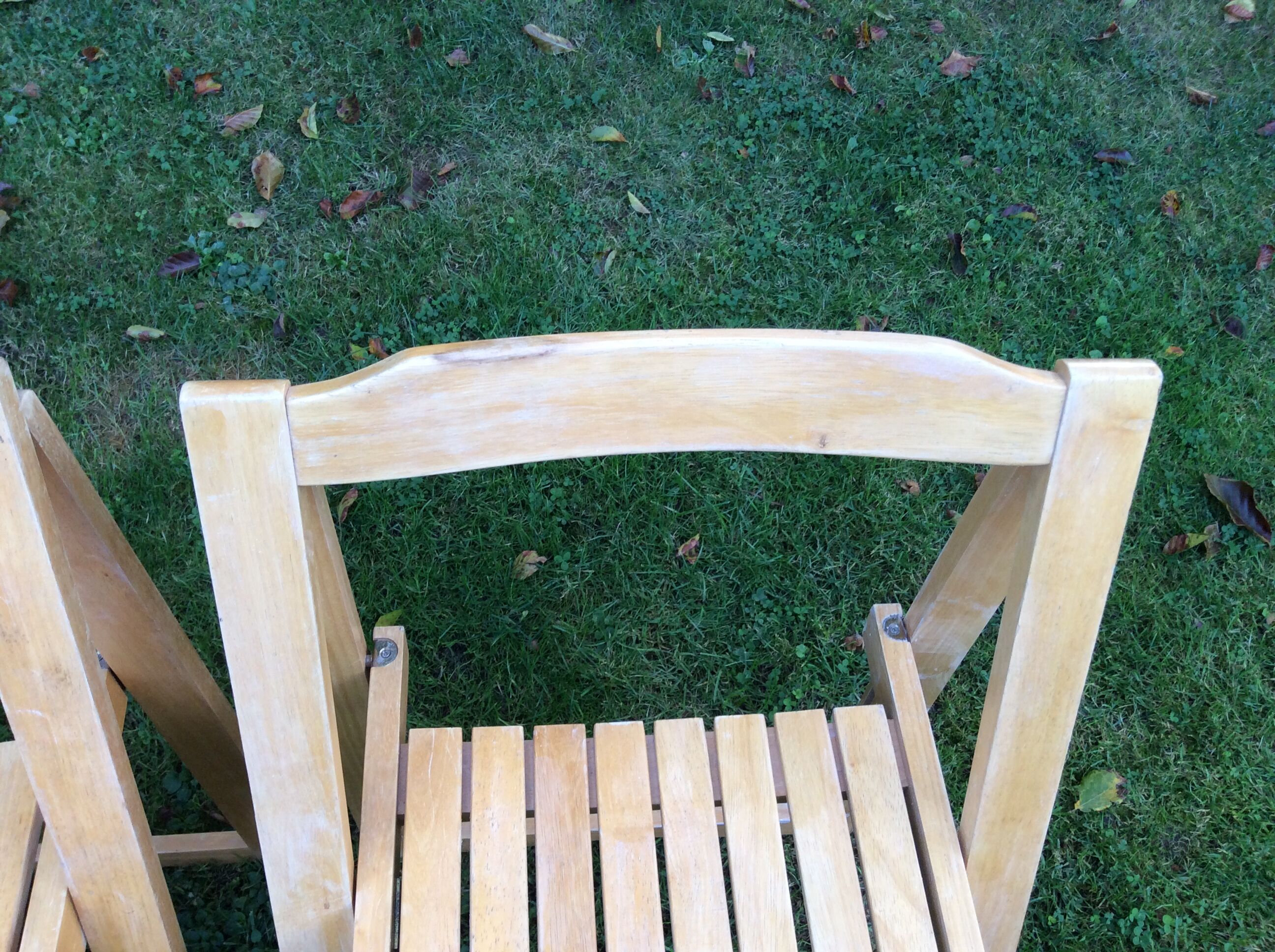 Series of 4 folding chairs