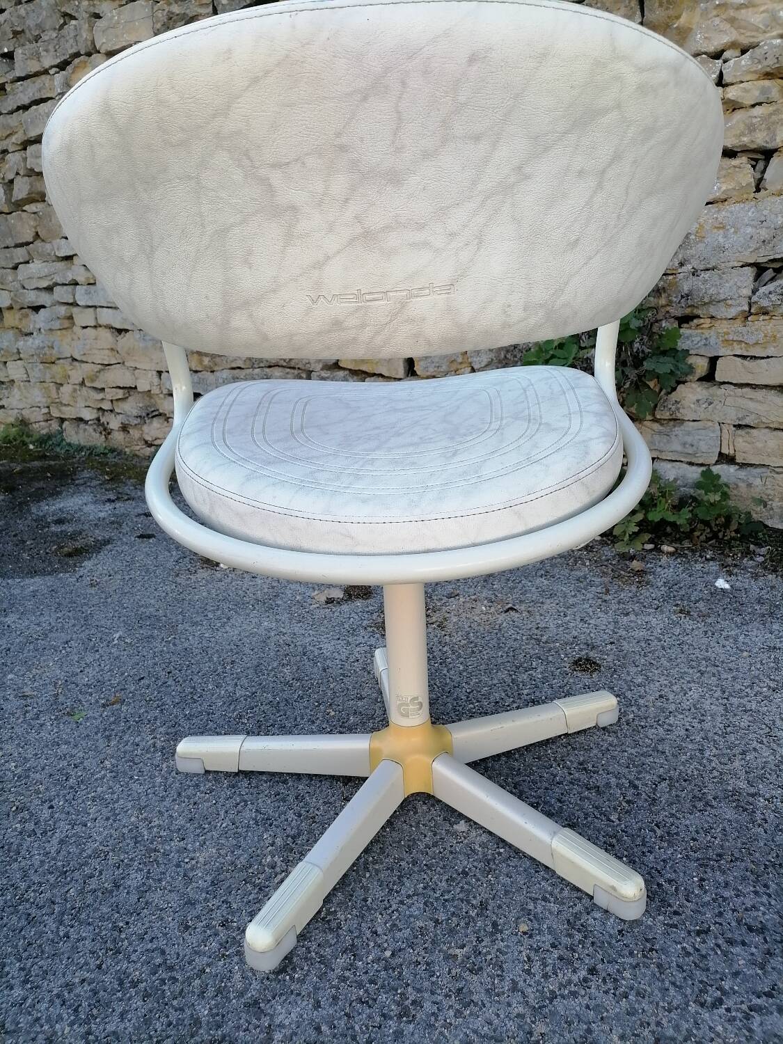 Vintage barber chair suite