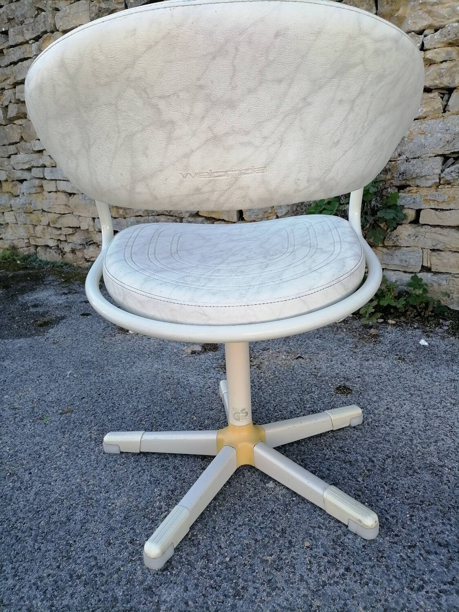 Vintage barber chair suite