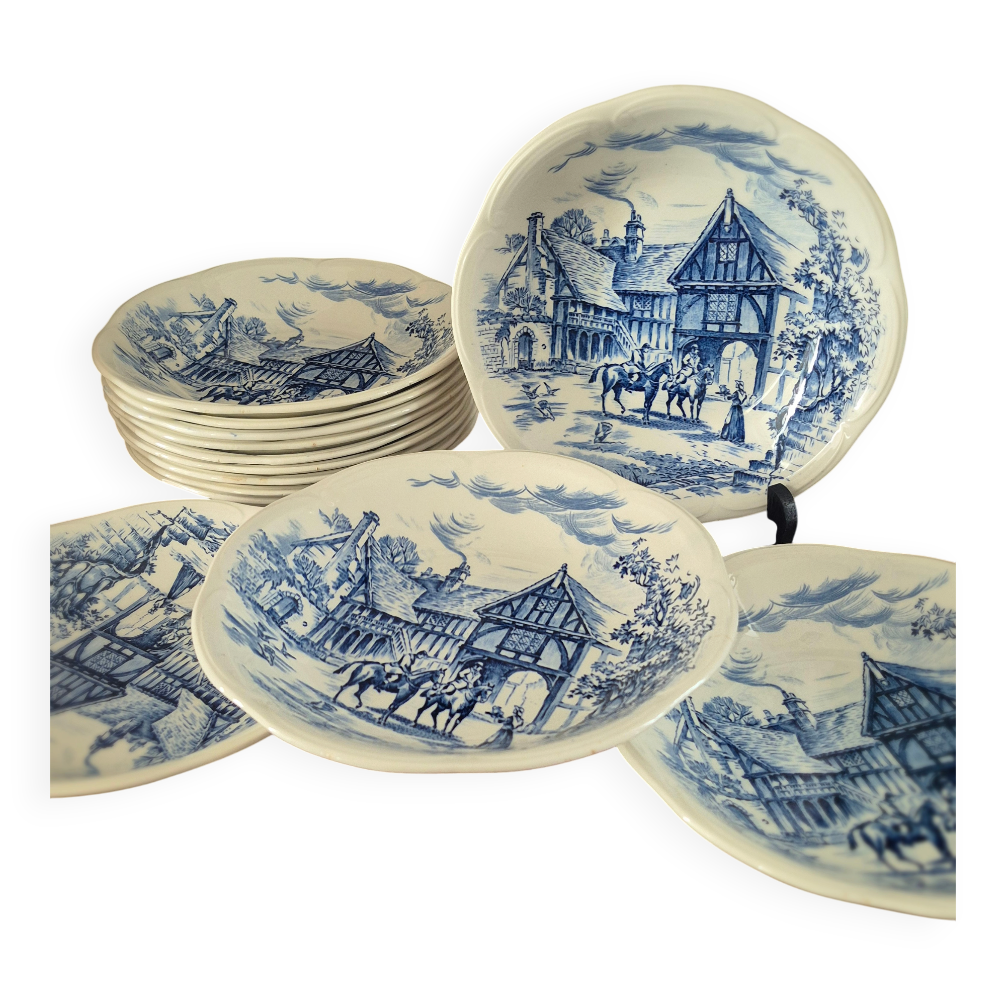 Set of 12 vintage deep plates Gien and Wedgwood 1967-71