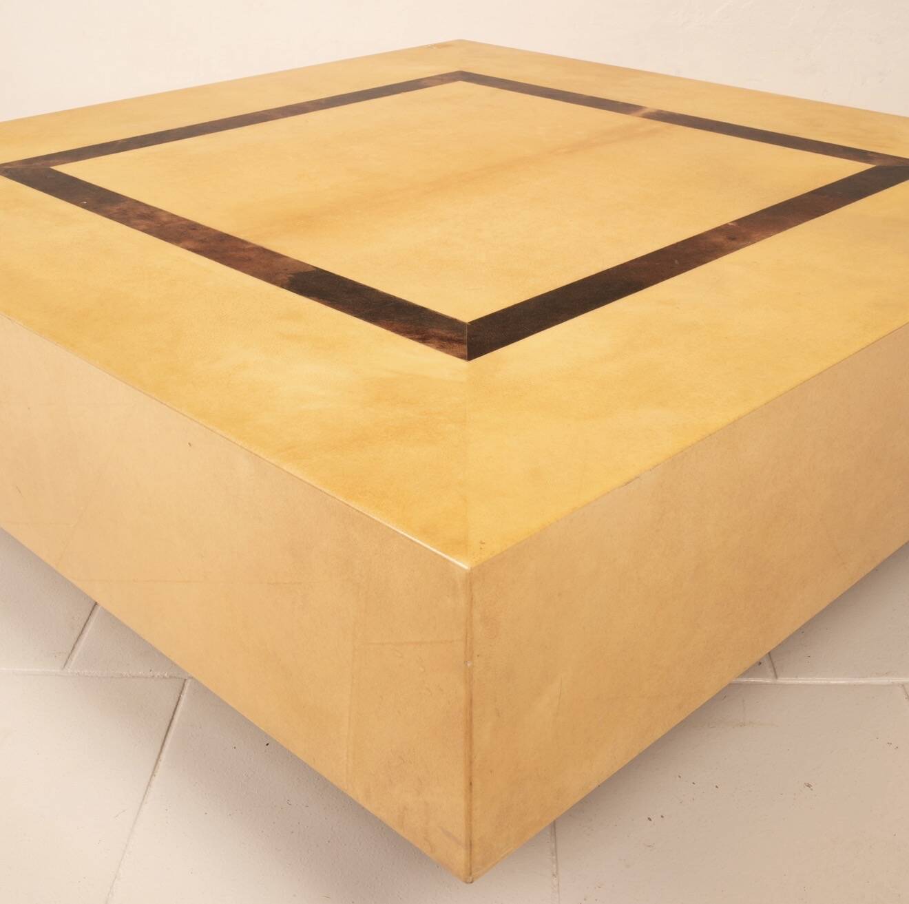 Table basse nucci valsecchi pour tura milano 1970 mod 3000d