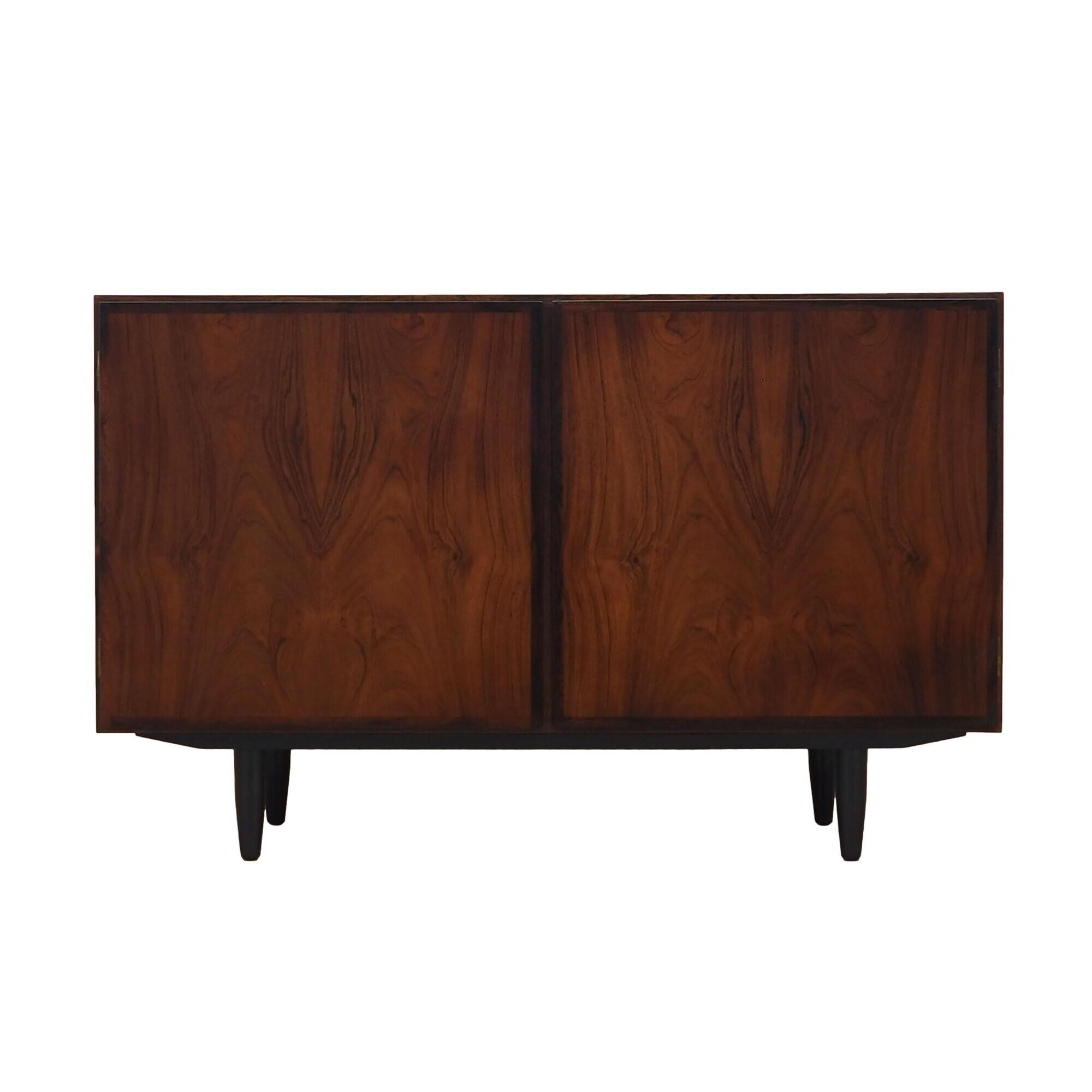 Armoire en palissandre, design danois, années 1970, fabriquée par Omann Jun