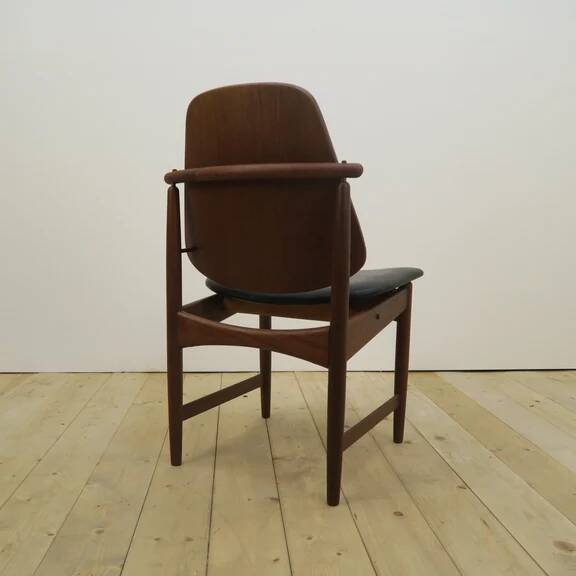 Teak chair by Arne Hovmand-Olsen, Denmark 1960