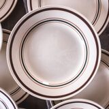 11 half-hollow plates Gien