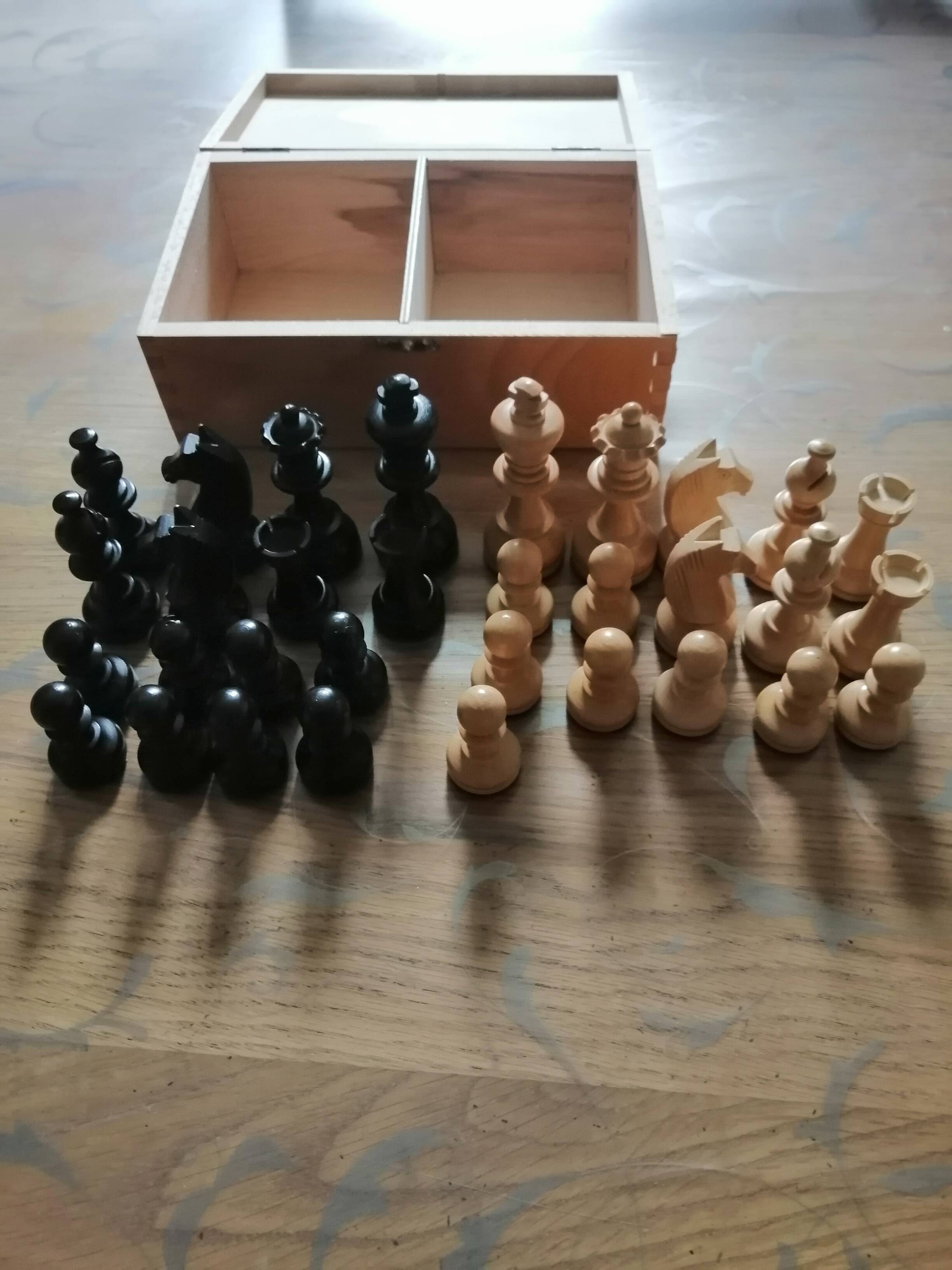 chess pawn box