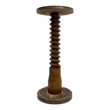 Large twisted column — 1940–1970