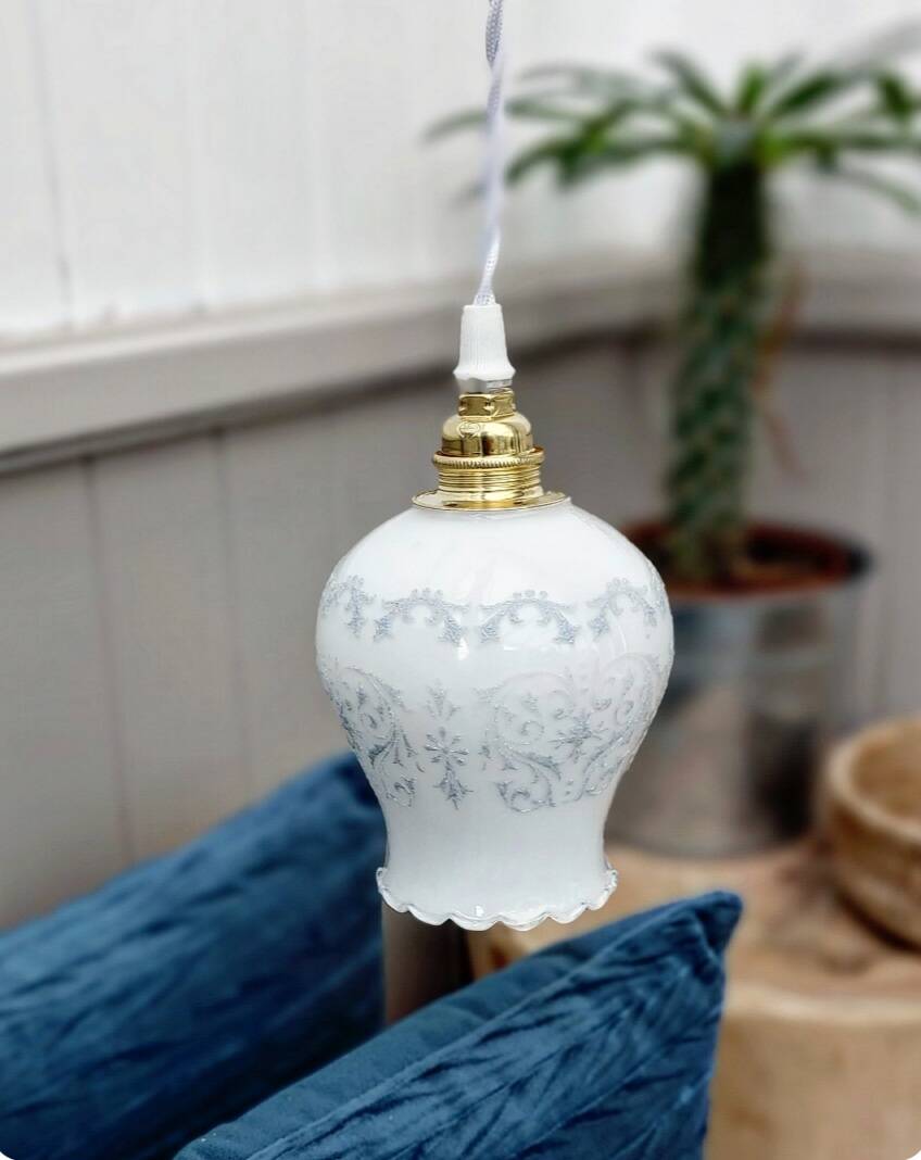 Vintage opaline portable lamp