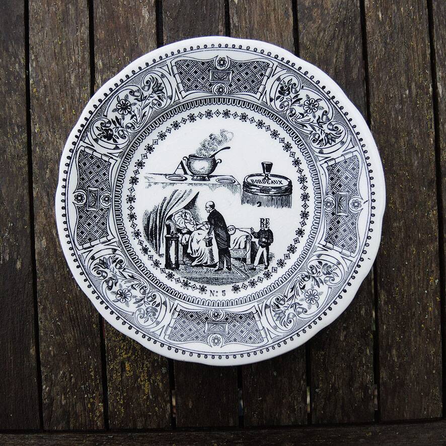 6 old talking plates Gien – Friendship