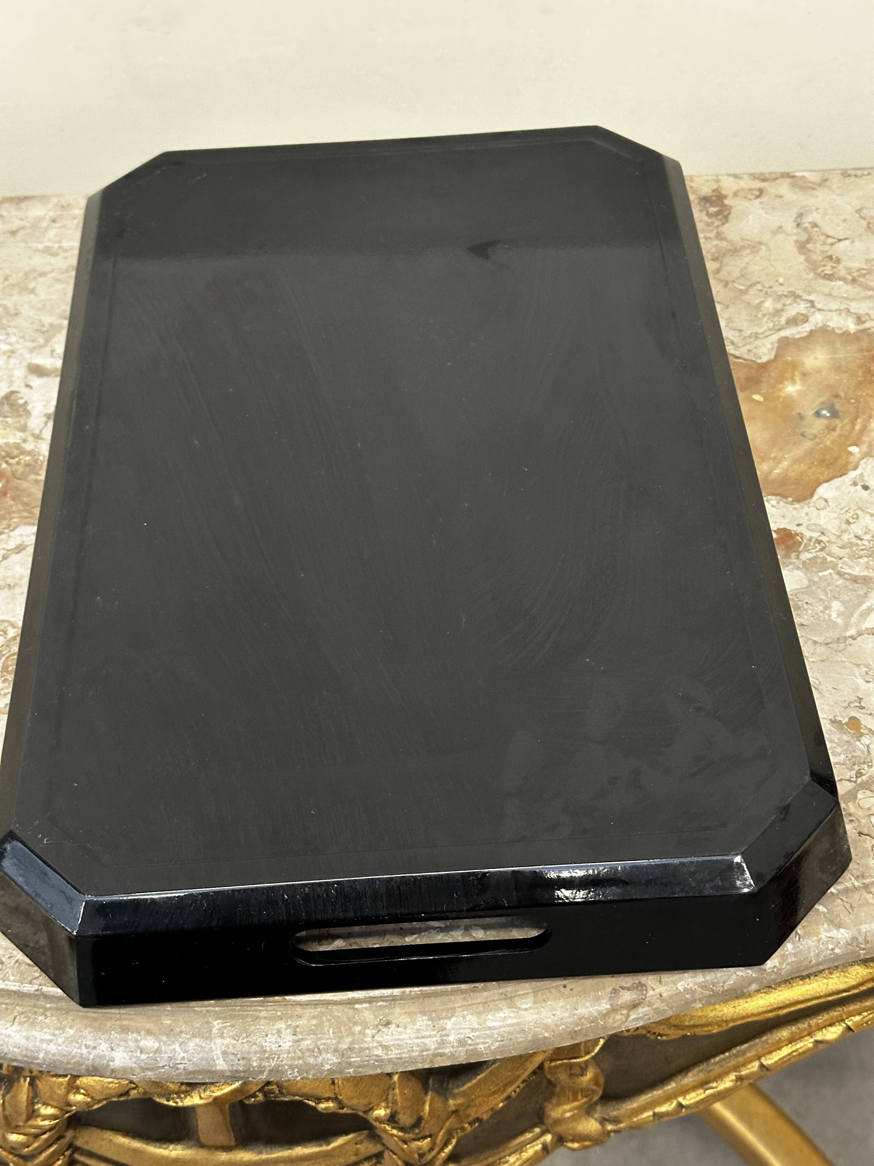 Japanese tray in black and gold lacquered wood