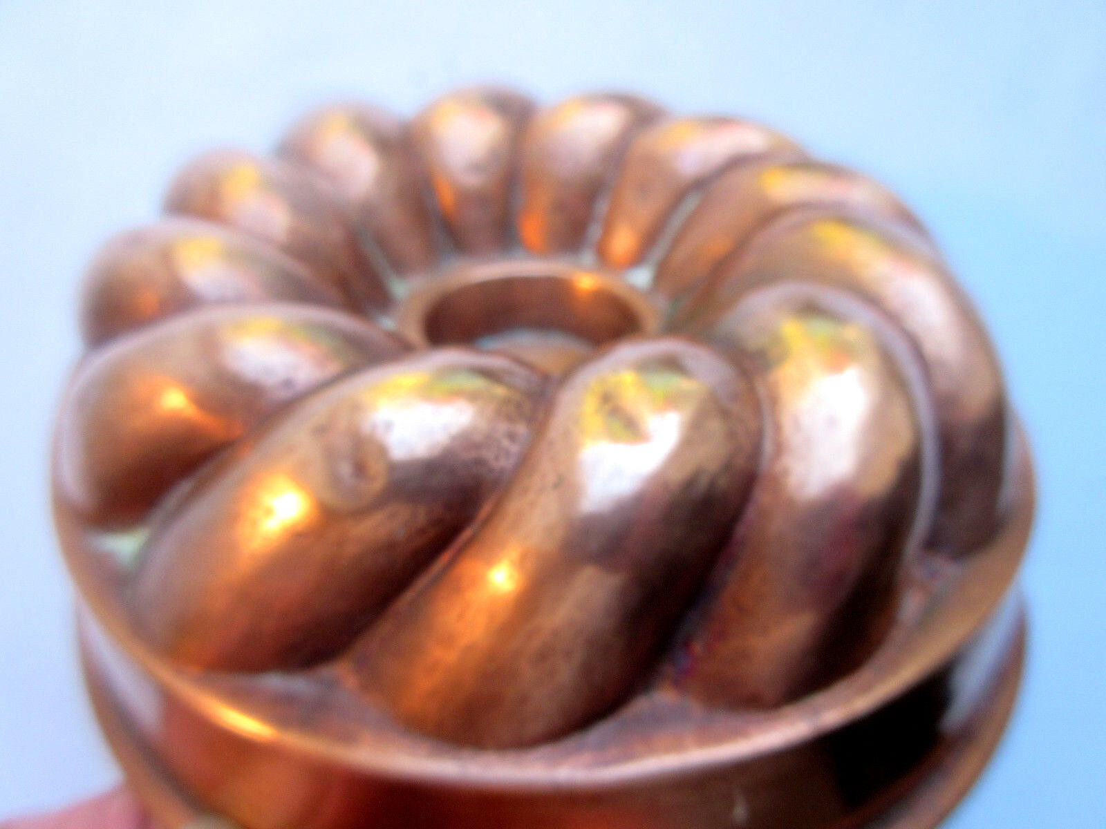 Old copper cake pan, braided crown, kitchen utensil