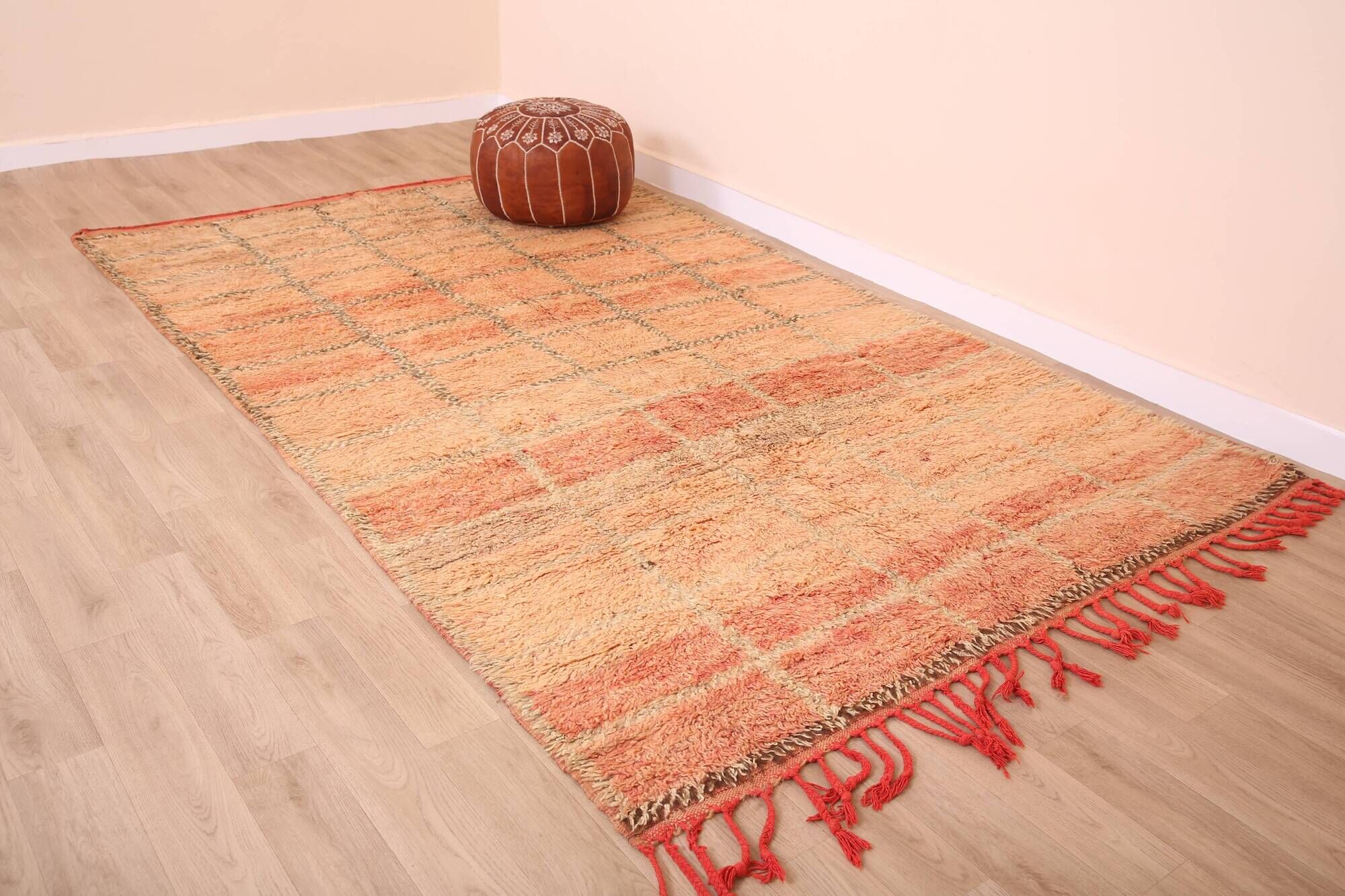 Peach Vintage Moroccan Rug 175 x 285 cm, Berber Wool Rug Handmade, Boho Rug