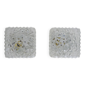 Pair of wall sconces in glass and metal from the 50s and 60s.