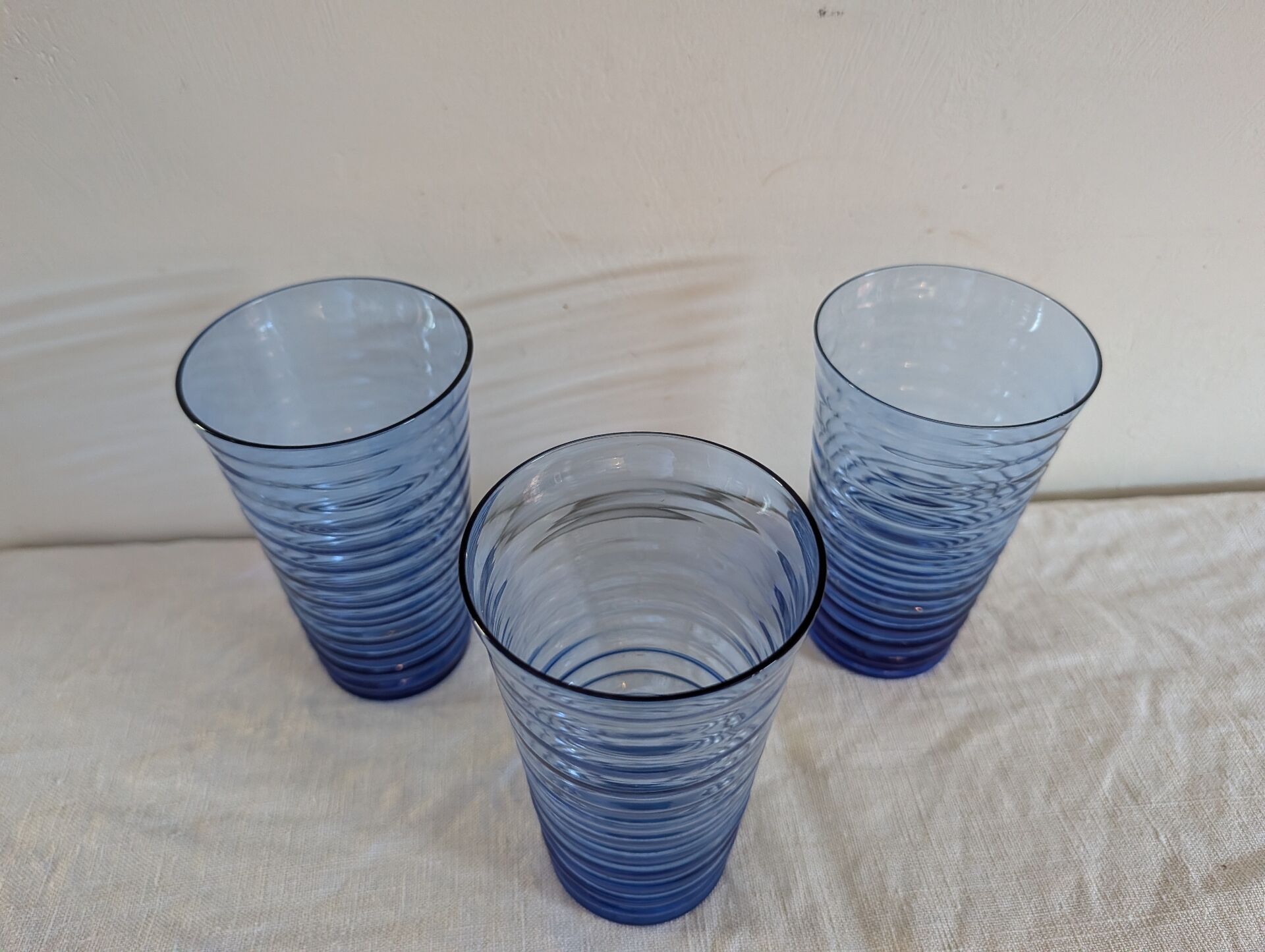 Long blue gradient drink glass – fine glass – 1970s