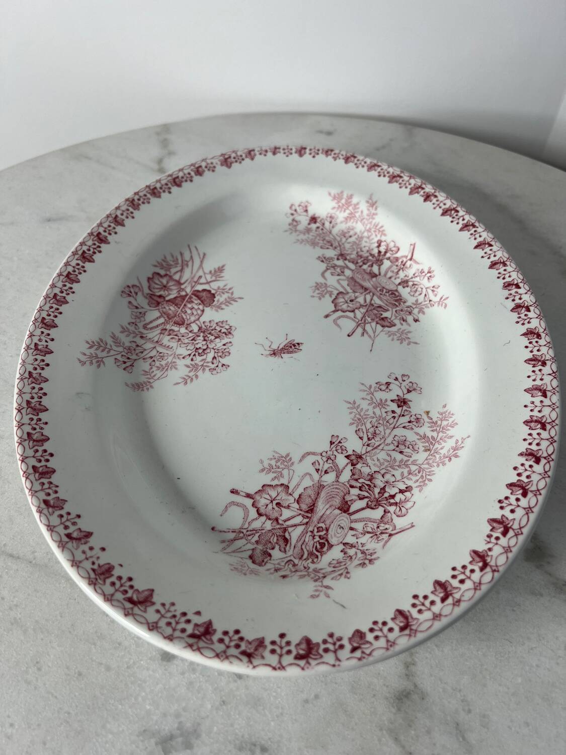 Plat de présentation terre de fer Onnaing Moisson