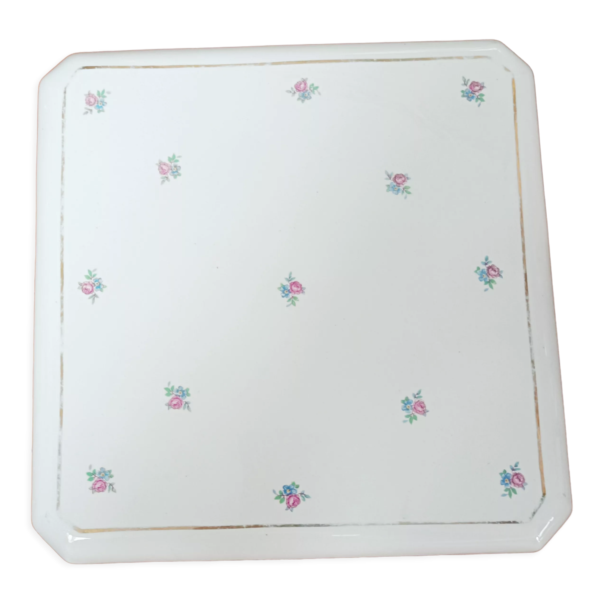 Flowery earthenware trivet