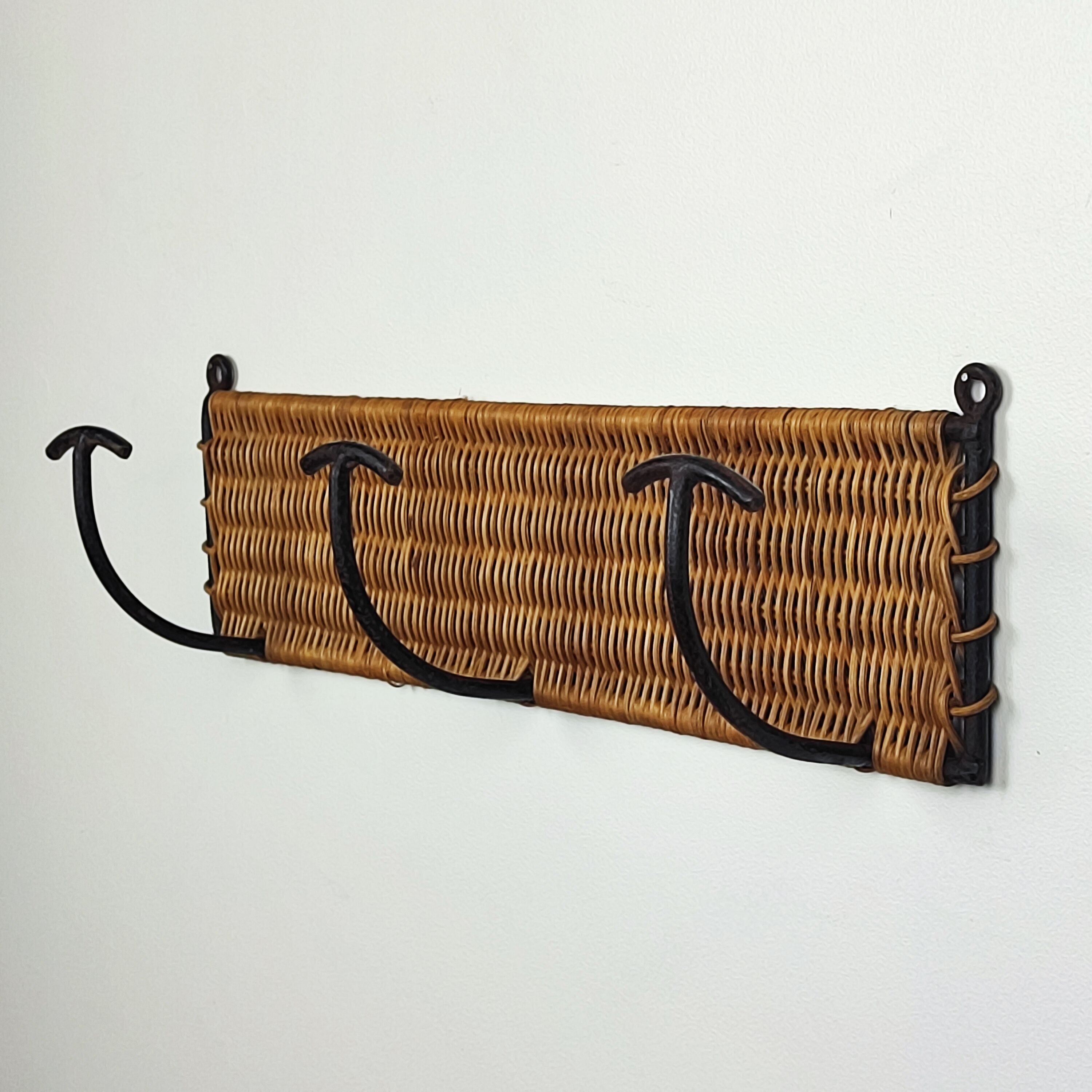 Wall-mounted rattan coat rack 50/60'