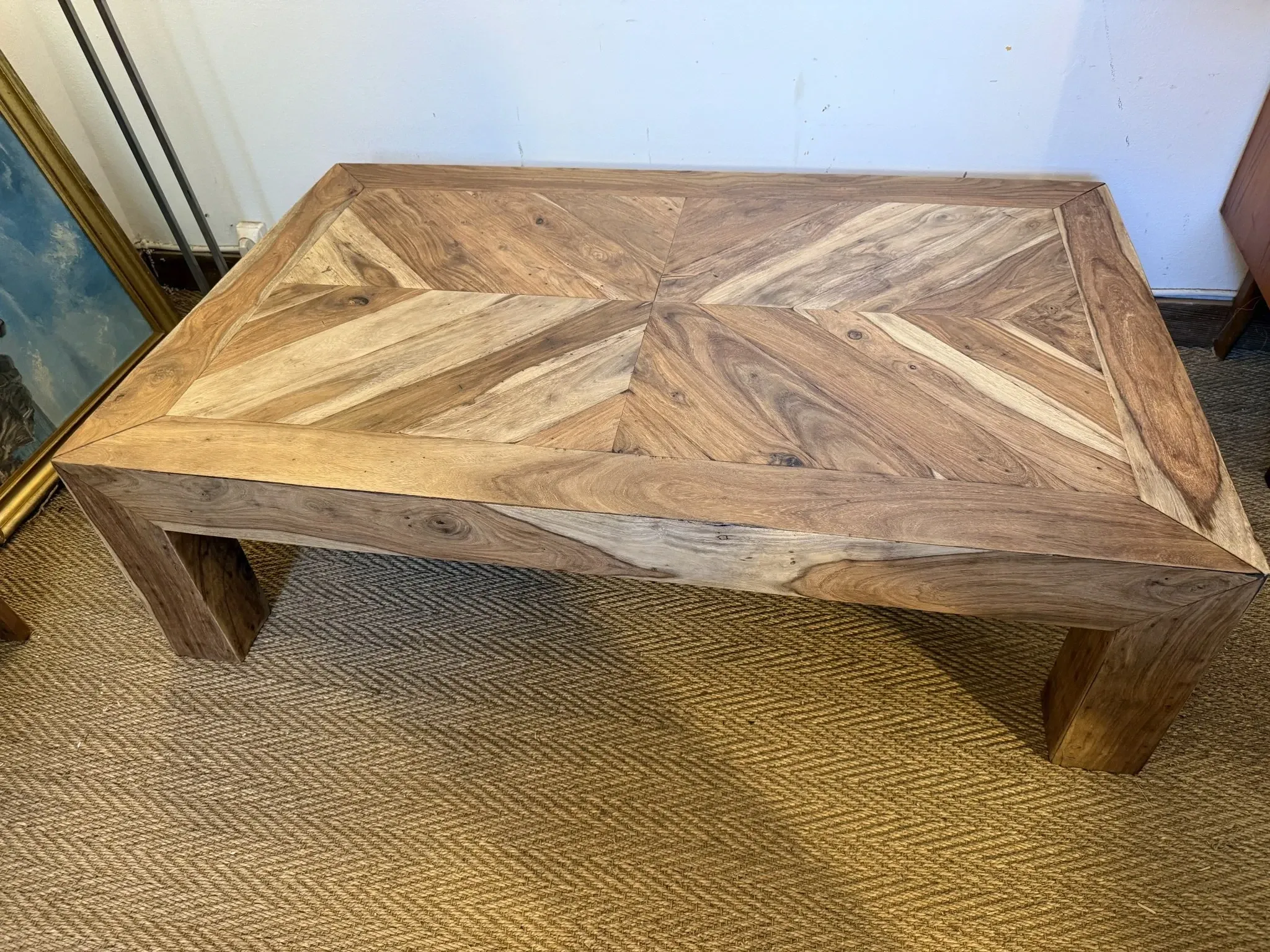 Large coffee table made of solid sheesham wood, with a diamond point marquetry top.