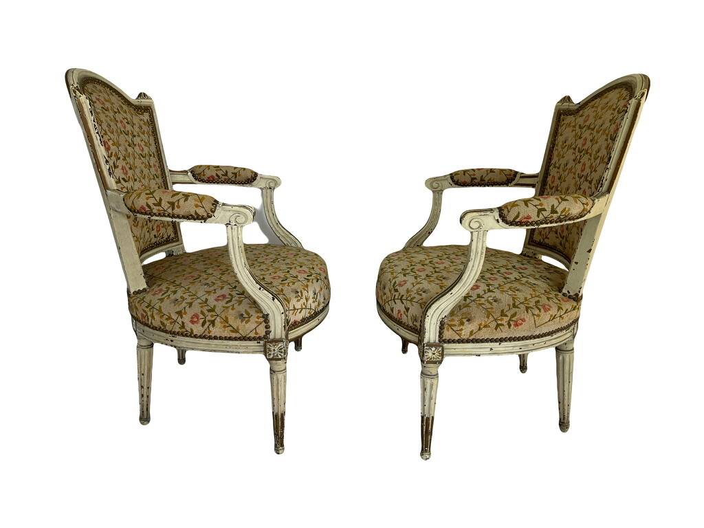 SET OF ARMCHAIRS LOUIS XVI PERIOD gendarme hat 18TH