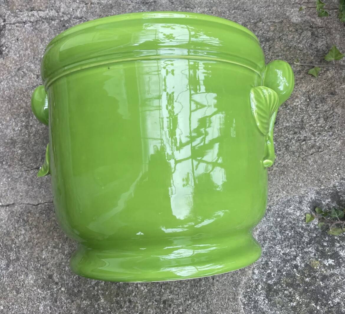 Glazed green cache-pot