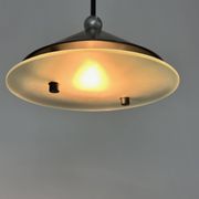 Suspension halogène postmoderne italienne, années 1980