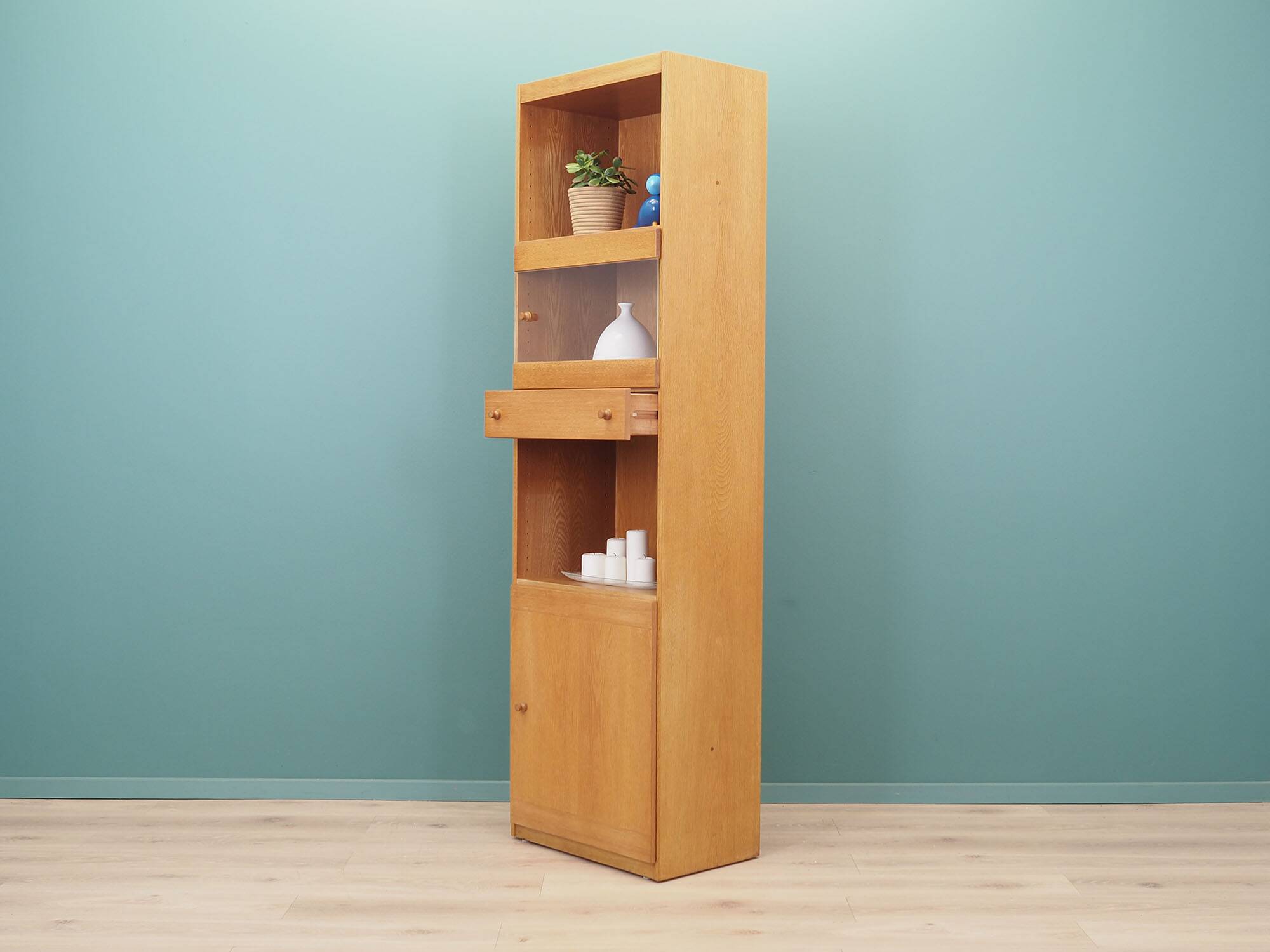 Ash bookcase, Danish design, 1970s, manufacturer: Skovby