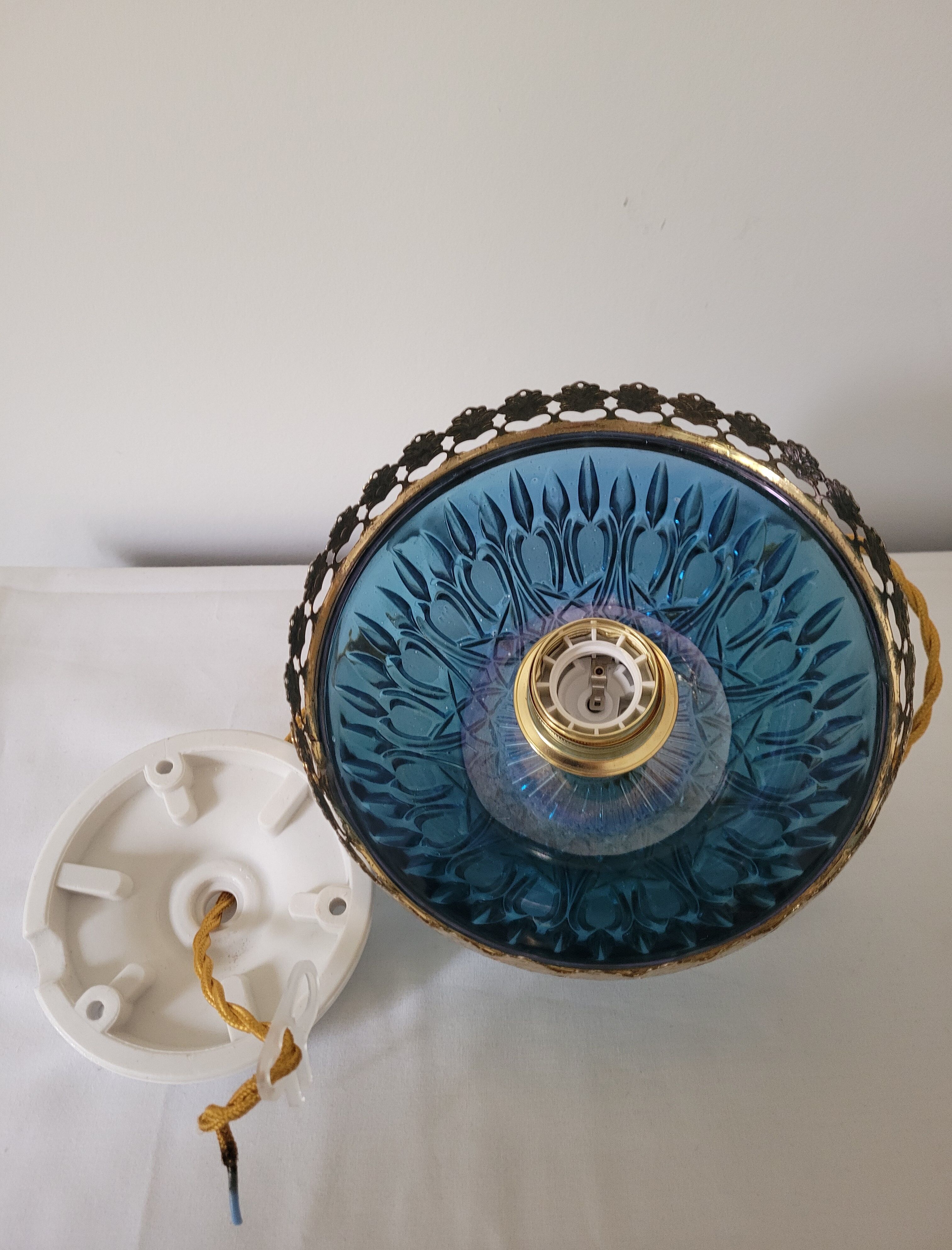 Blue glass suspension