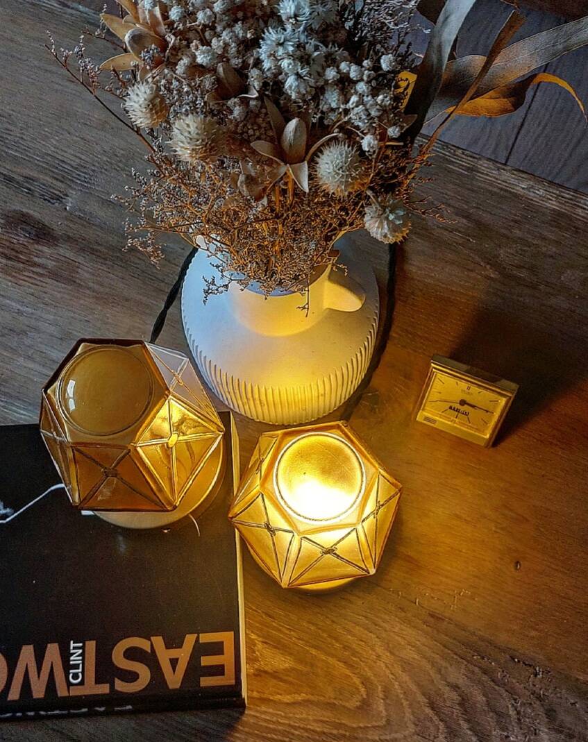 Vintage art deco lamp