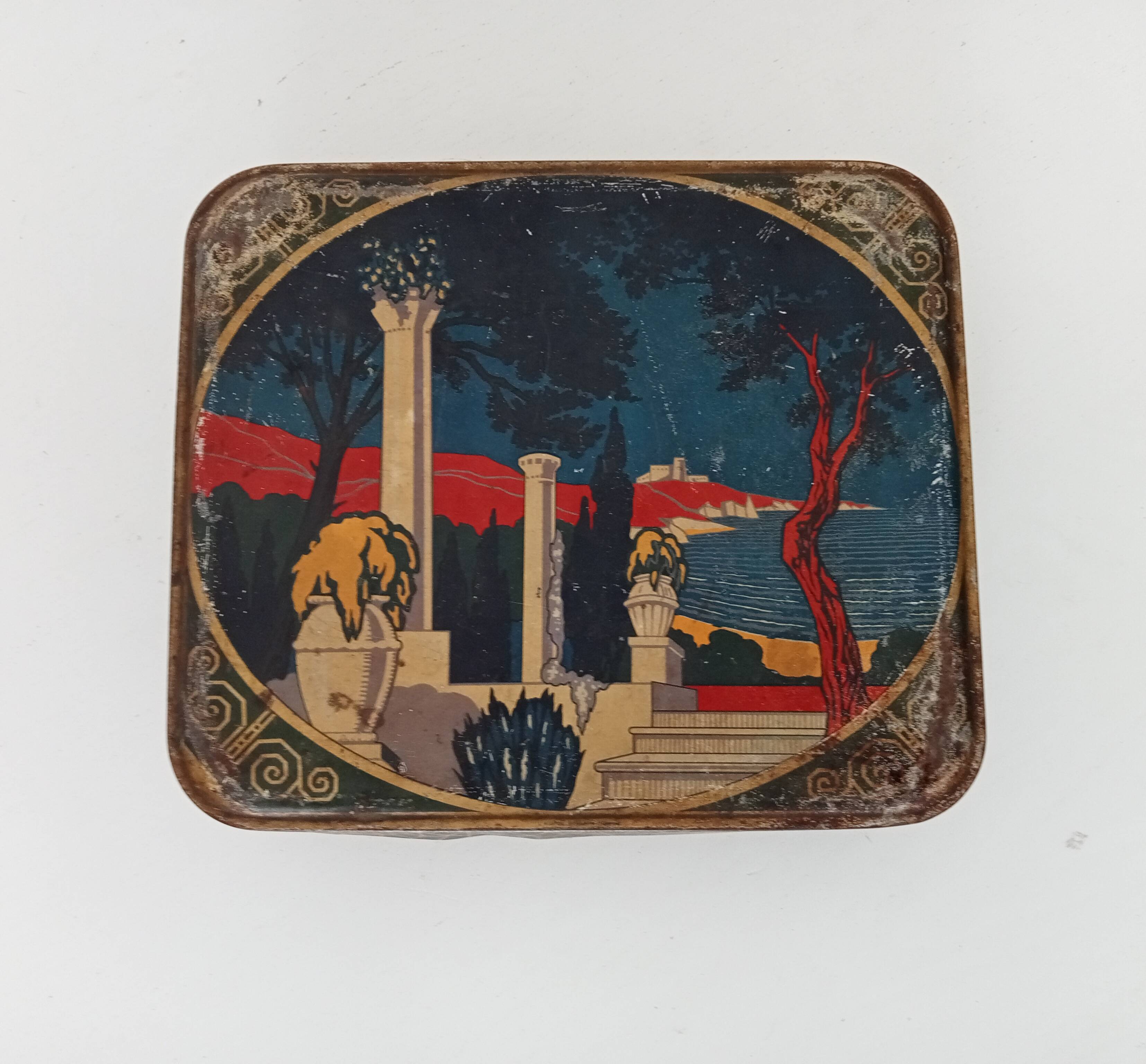 Old art deco biscuit box from the 1920s