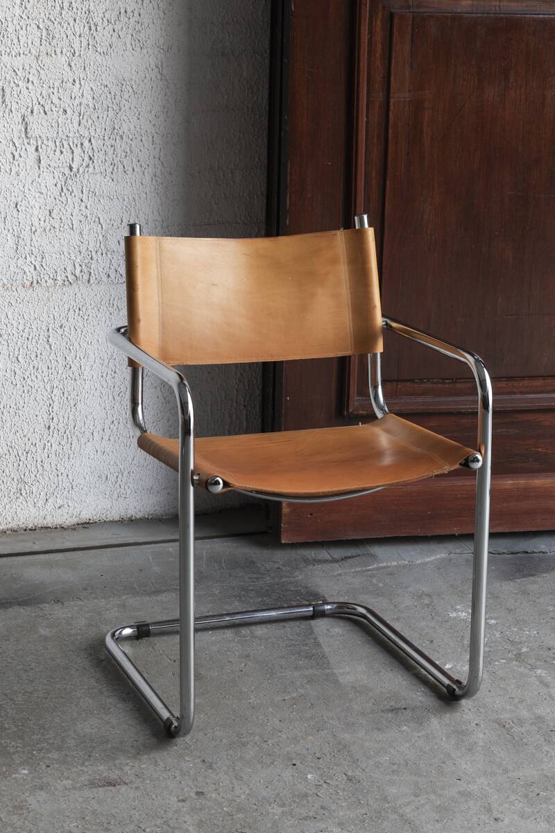 Set of 4 tubular dining chairs in Bauhaus style, in the manner of Marcel Breuer, 1970s