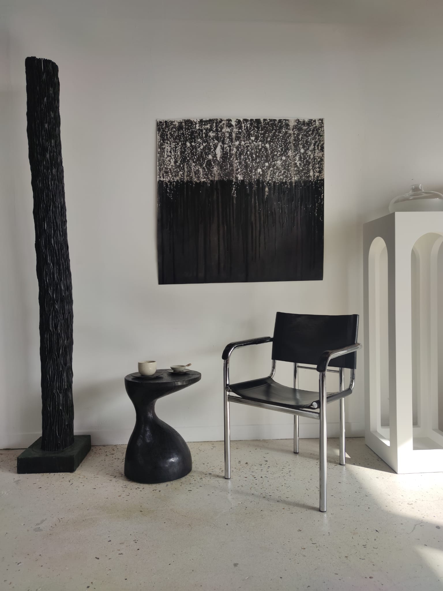 Sofa end in solid wood monoxyl organic shape black color