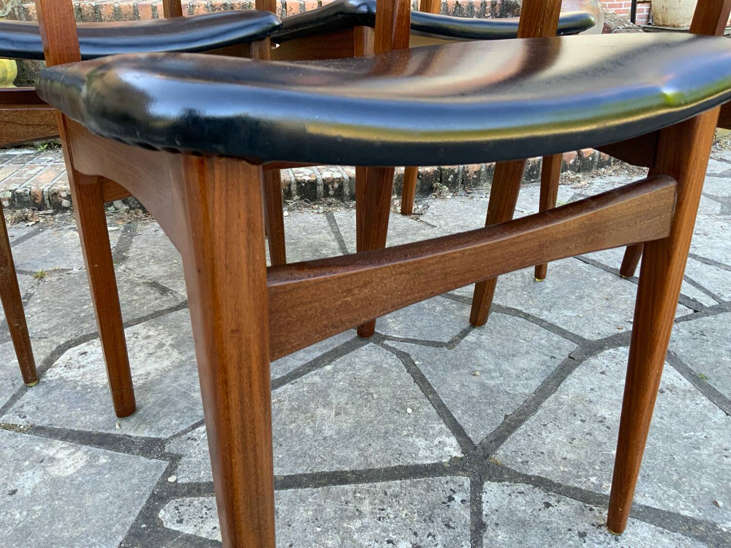 4 Scandinavian black leatherette chairs