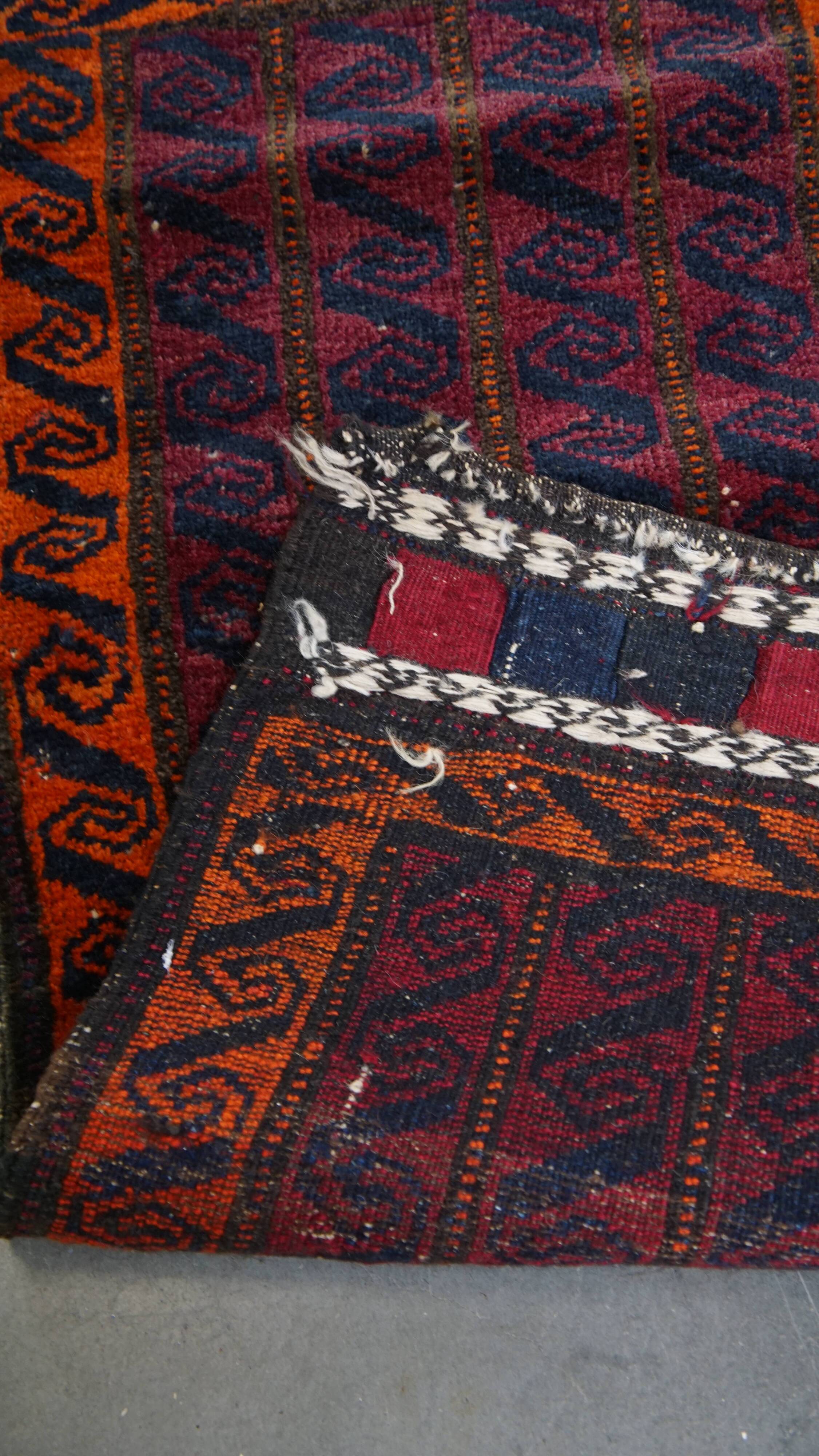 Vintage Rug 92x40cm