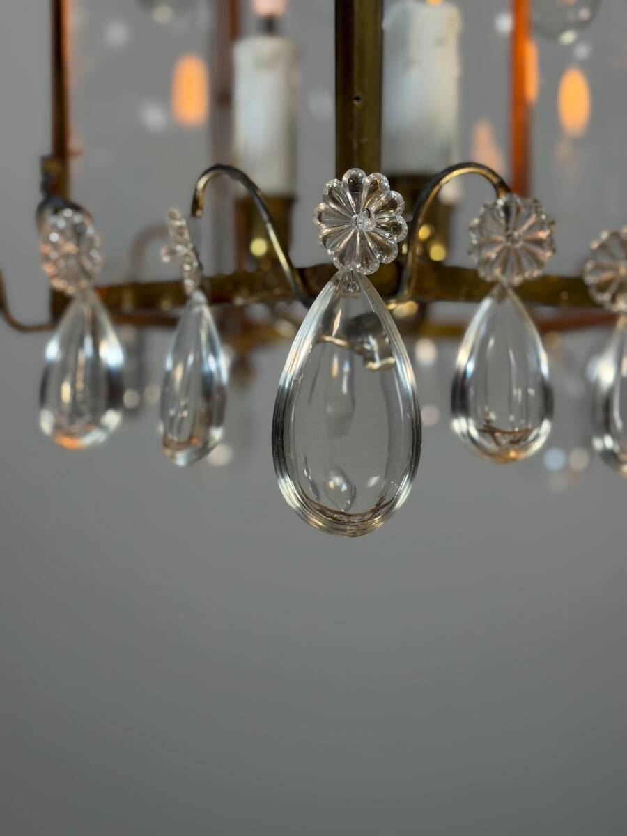 Louis XV style lantern in bronze with drop-shaped pendants, around 1900.
