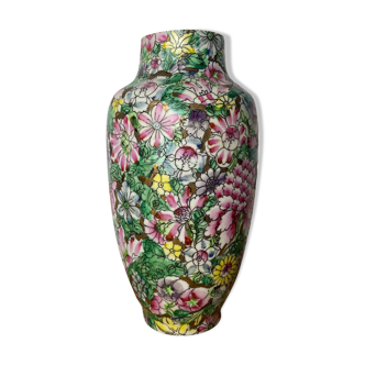 Vase thousand flowers China period Republic 1912-1950