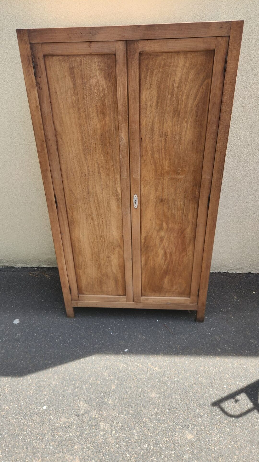 Armoire parisienne 2 portes décapee 1950