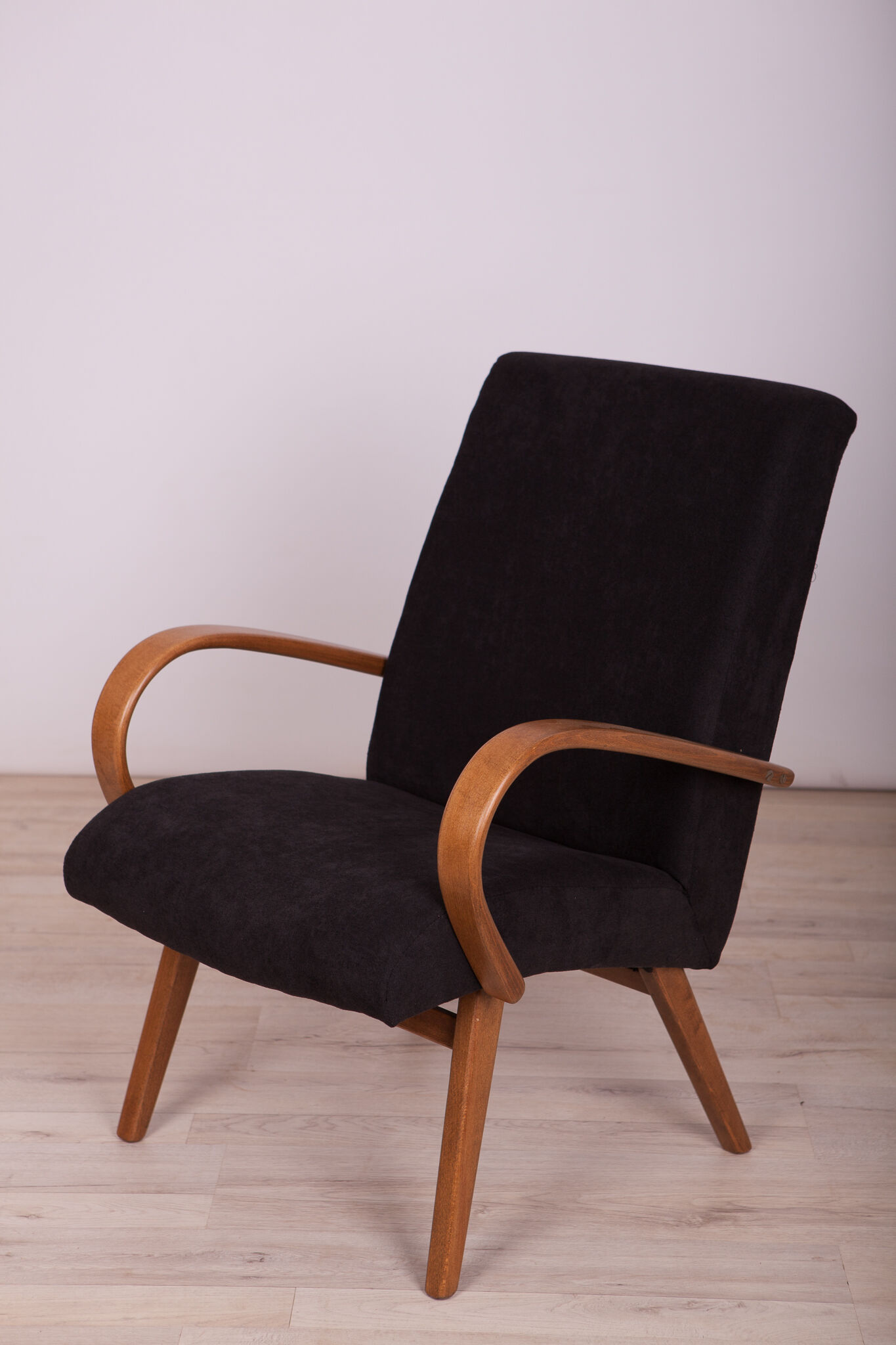 Model 53 Armchairs by Jaroslav Smidek for TON, 1960s, Set of 2