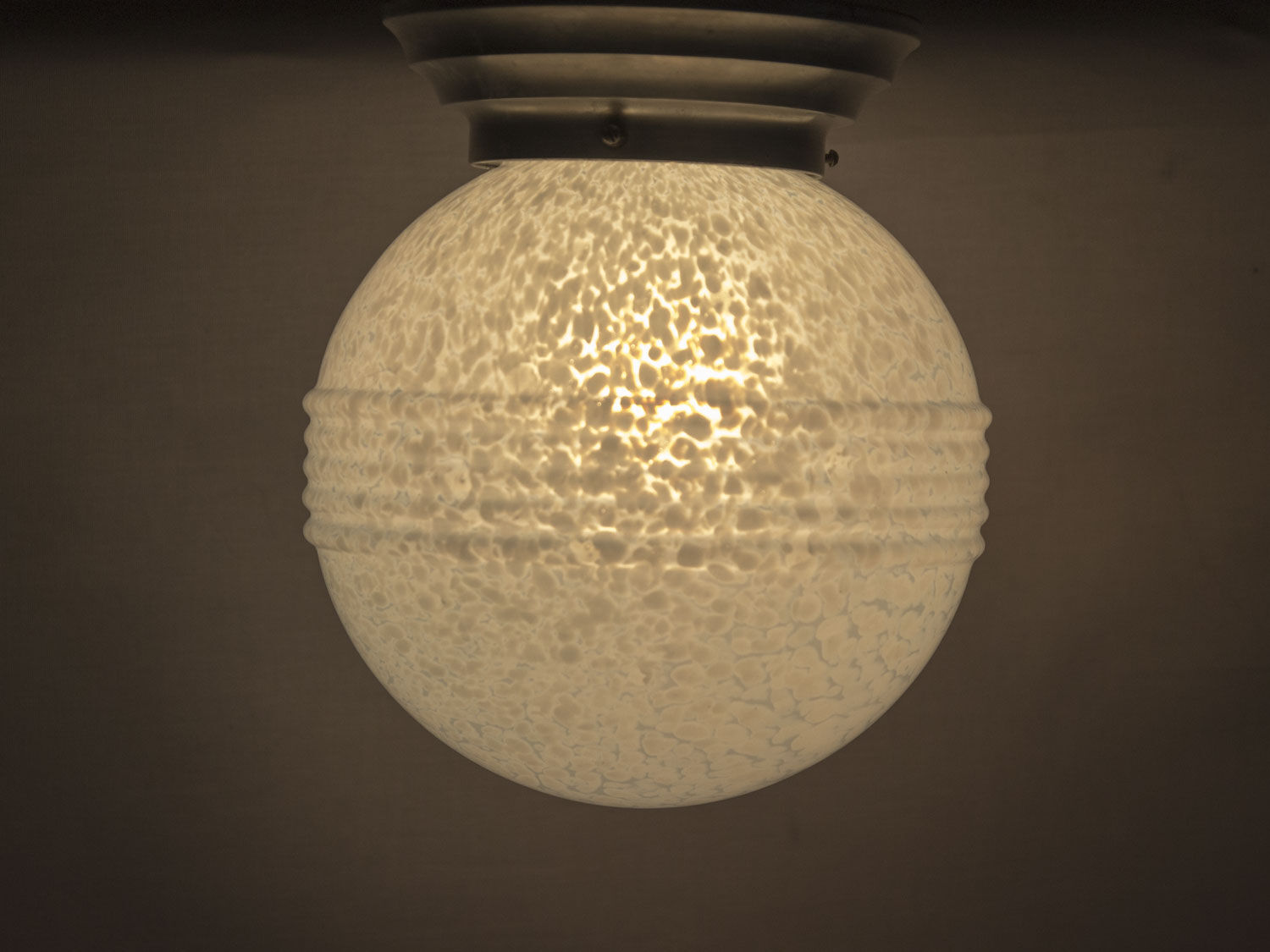 Art deco ceiling